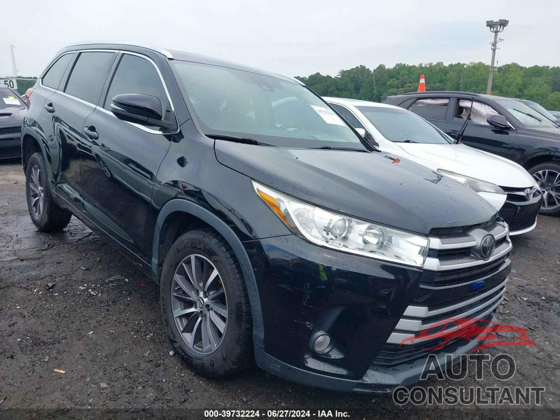 TOYOTA HIGHLANDER 2017 - 5TDKZRFH6HS508174