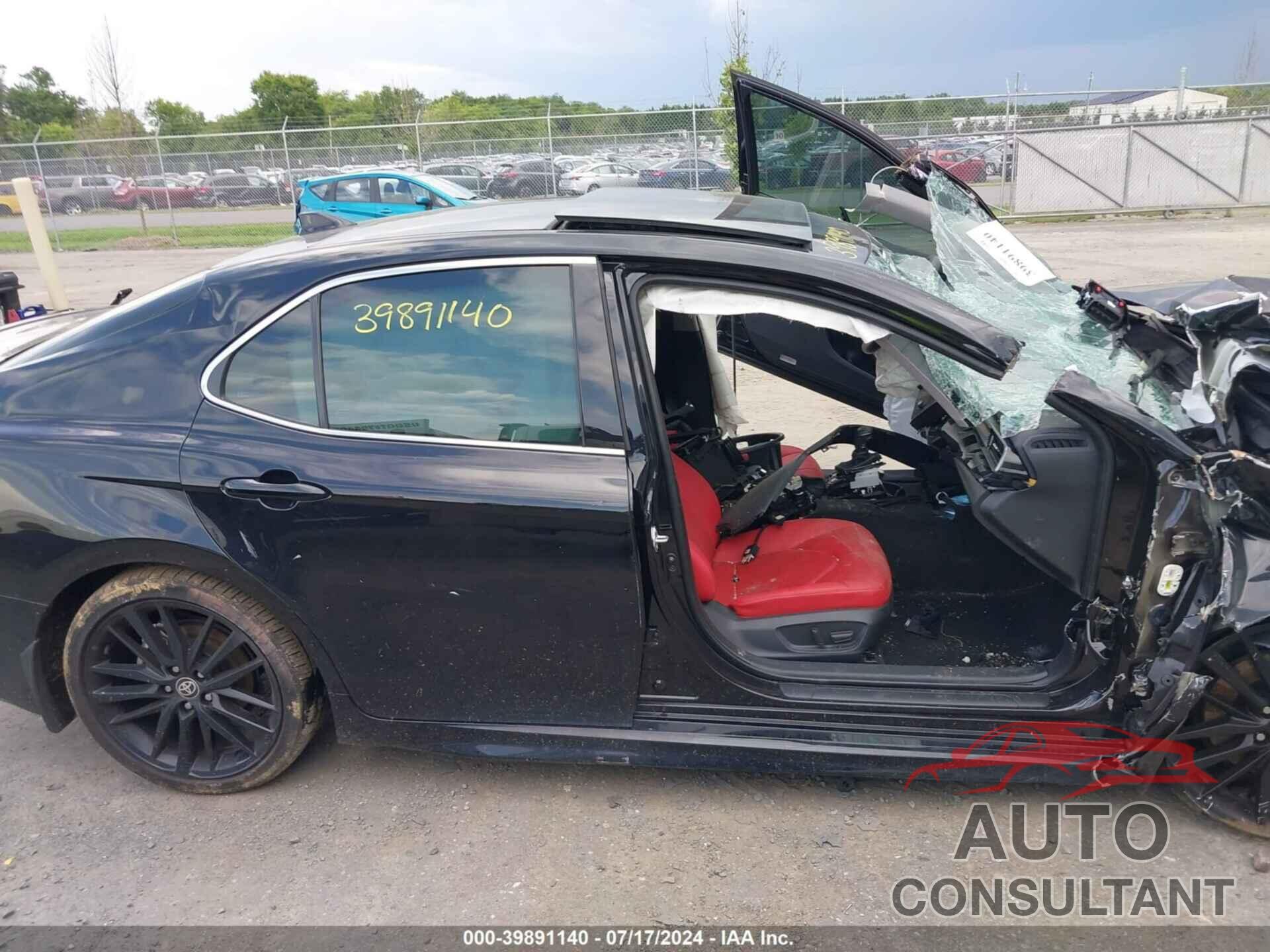 TOYOTA CAMRY 2022 - 4T1K61AK2NU069619
