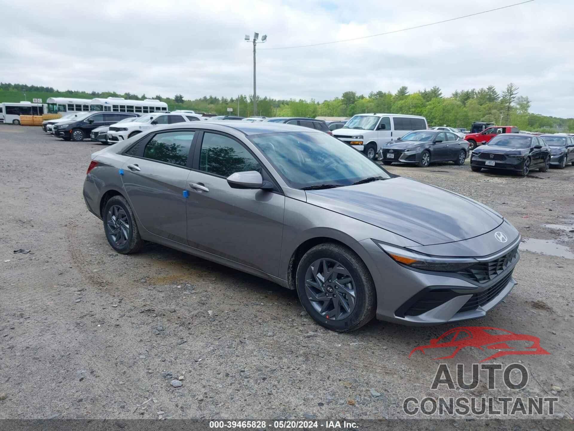 HYUNDAI ELANTRA 2024 - KMHLM4DJ5RU110569