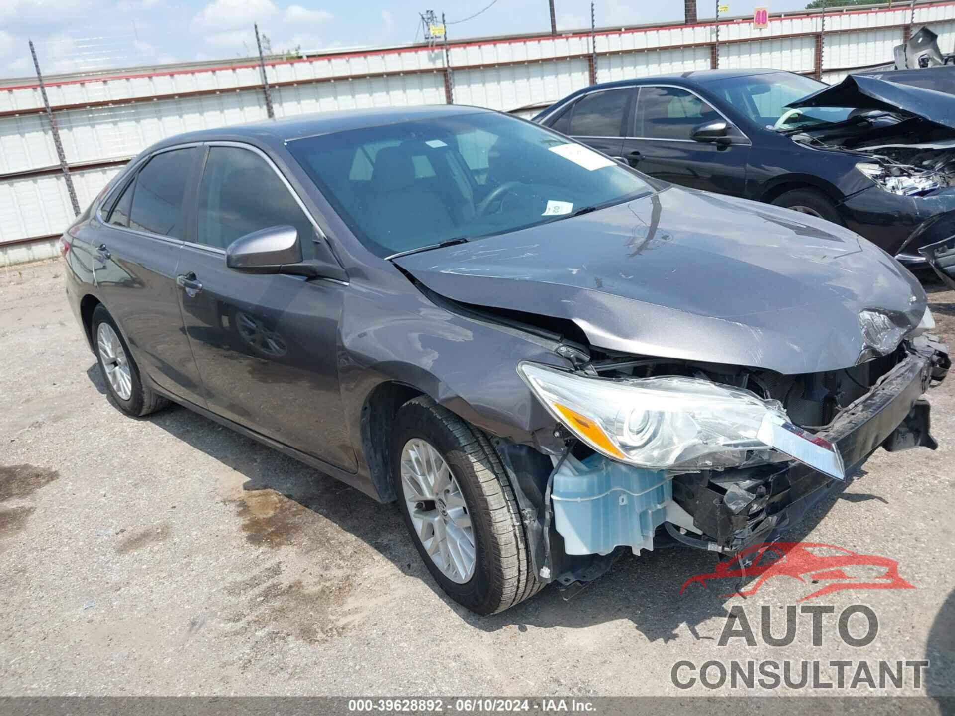 TOYOTA CAMRY 2016 - 4T4BF1FK8GR536317