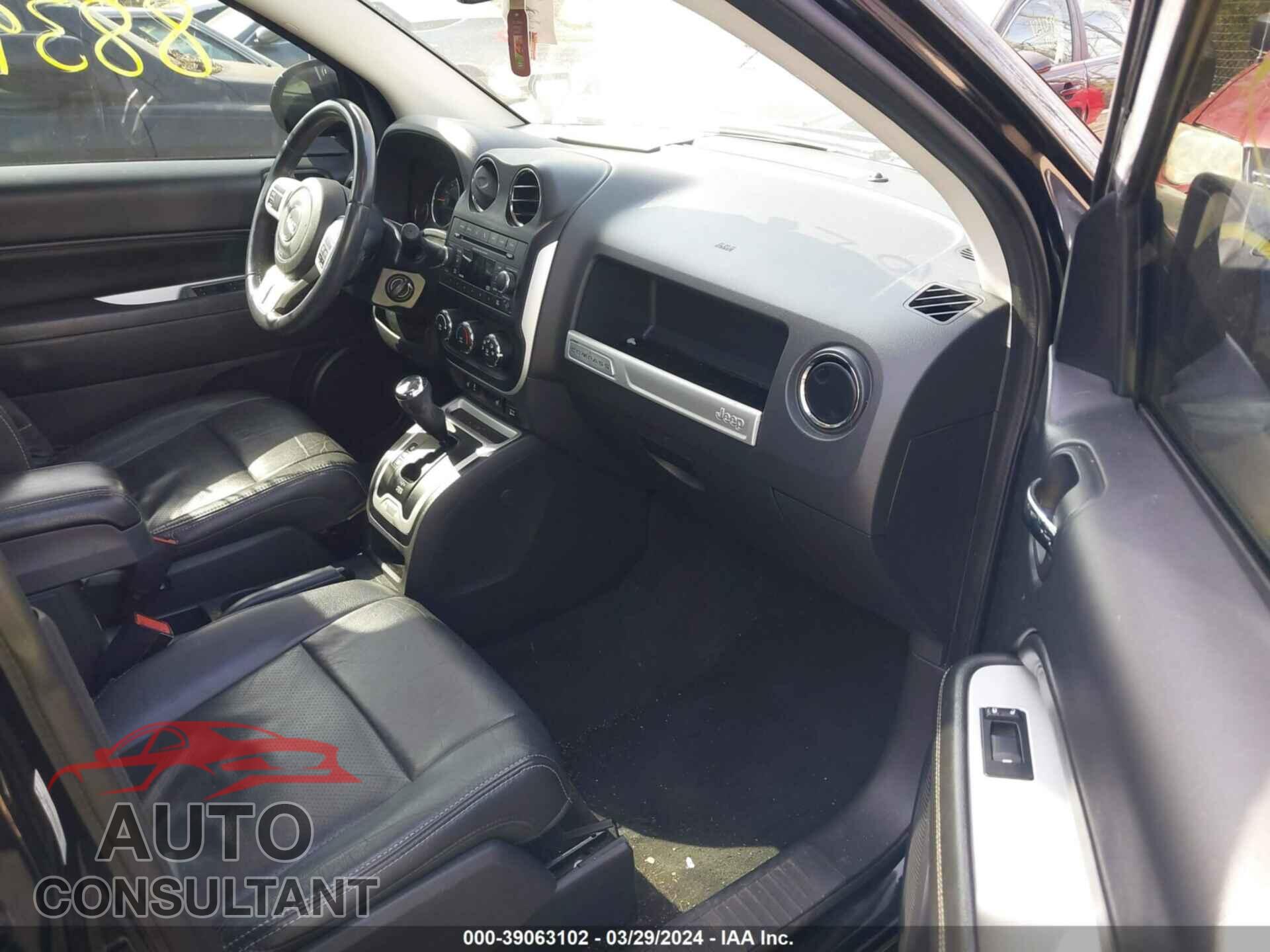 JEEP COMPASS 2017 - 1C4NJDEBXHD176191