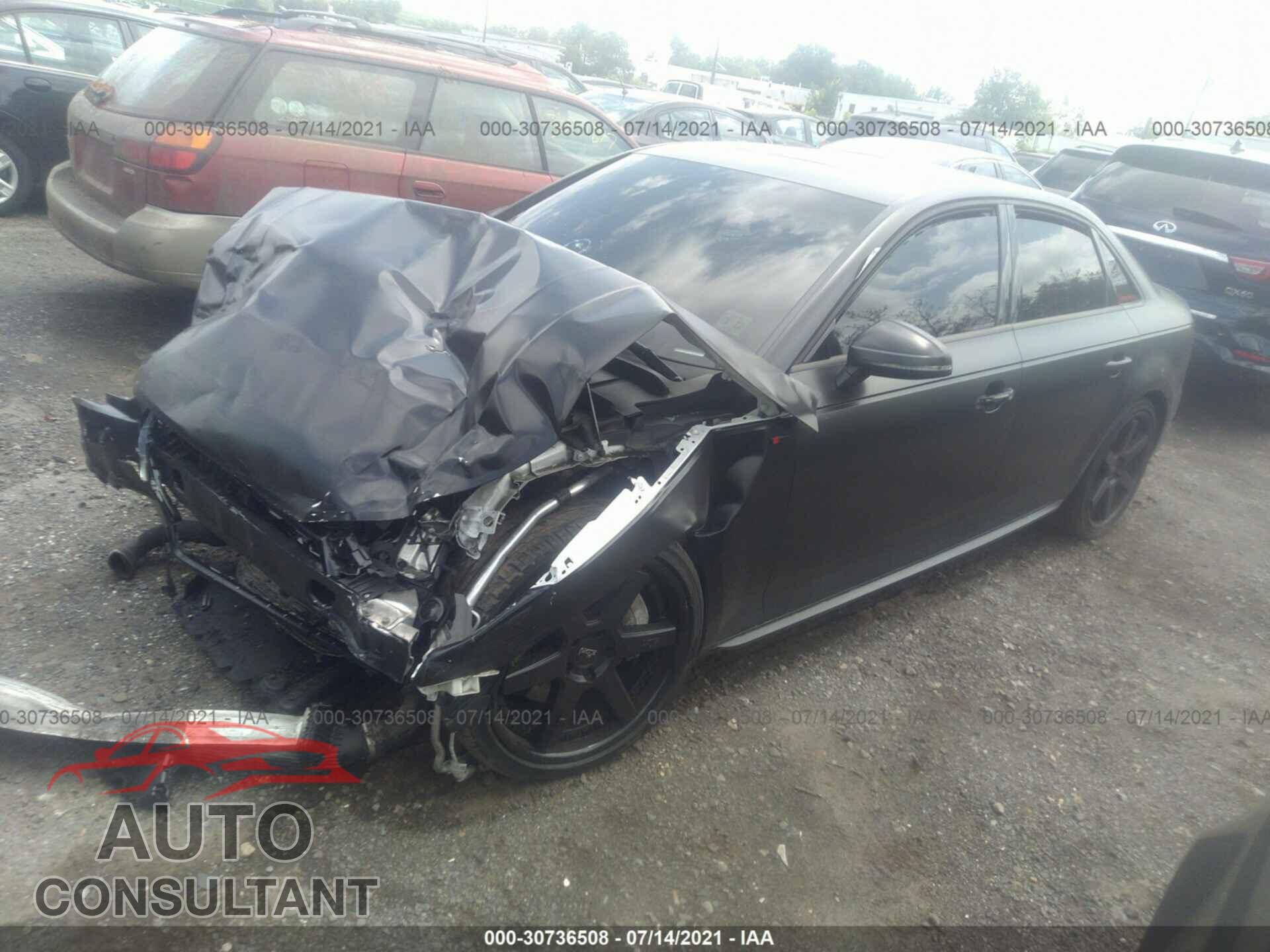 AUDI A4 2017 - WAUDNAF45HN048057