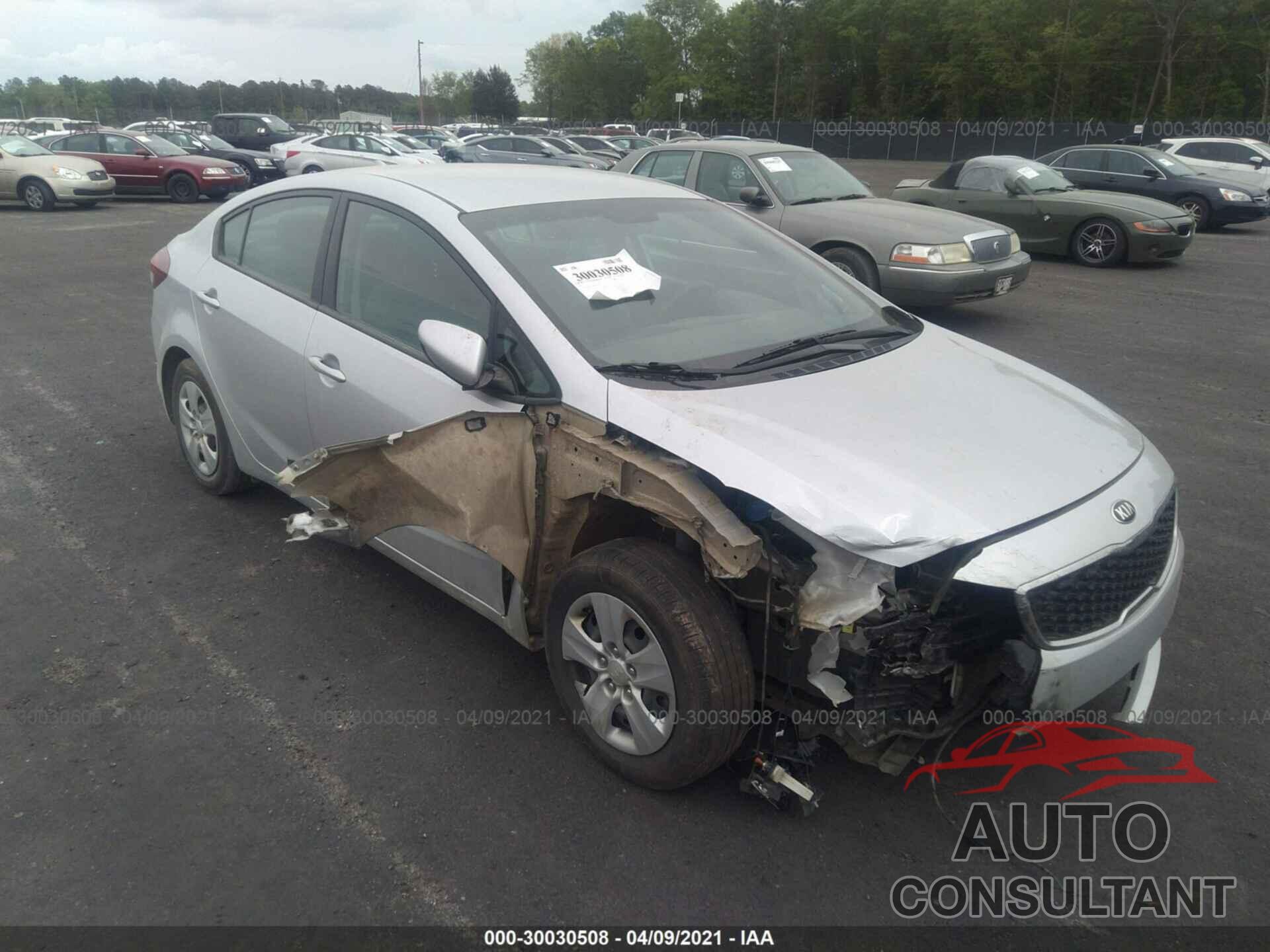 KIA FORTE 2017 - 3KPFK4A76HE141780