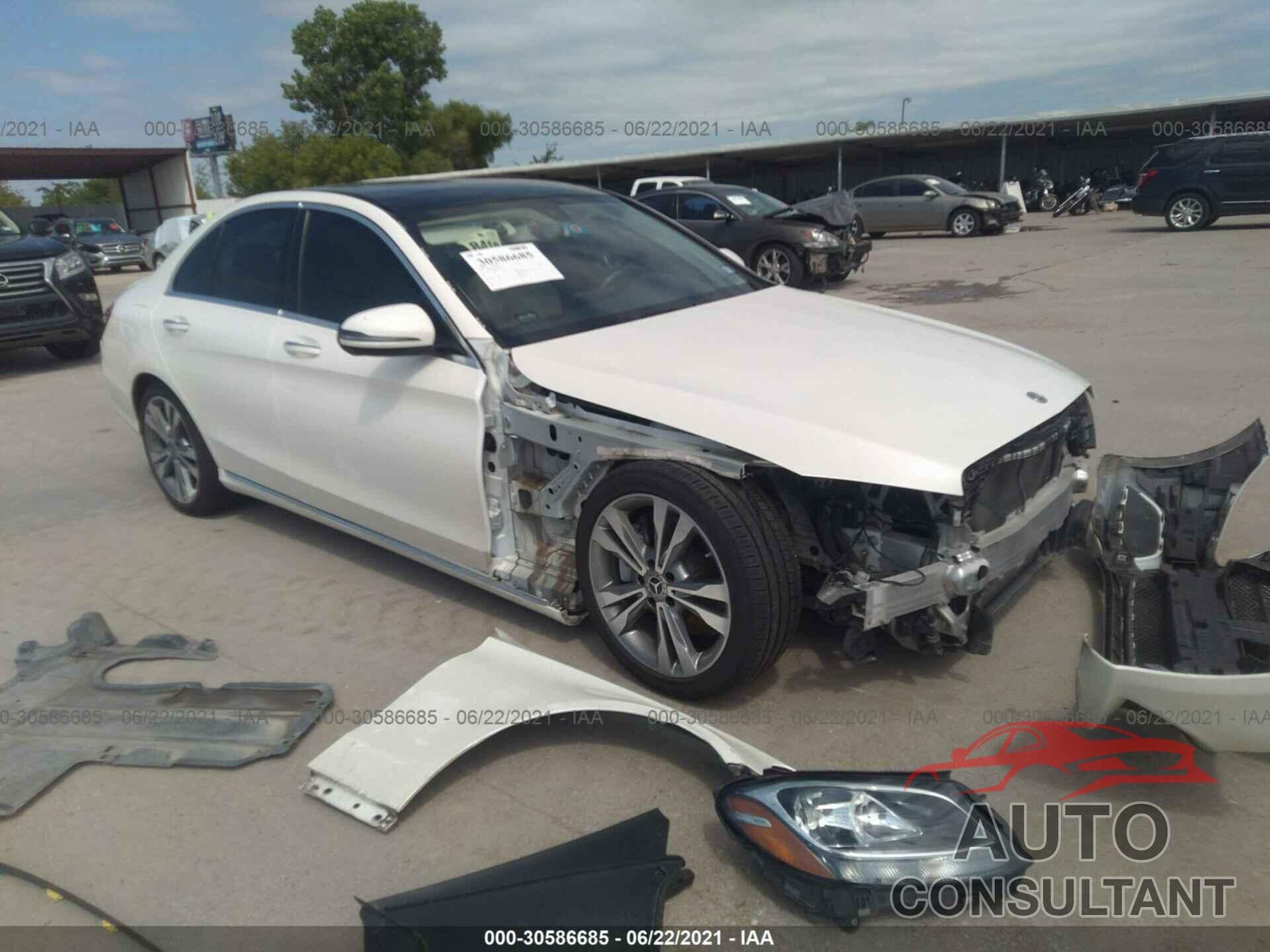 MERCEDES-BENZ C-CLASS 2017 - 55SWF4JB0HU219648