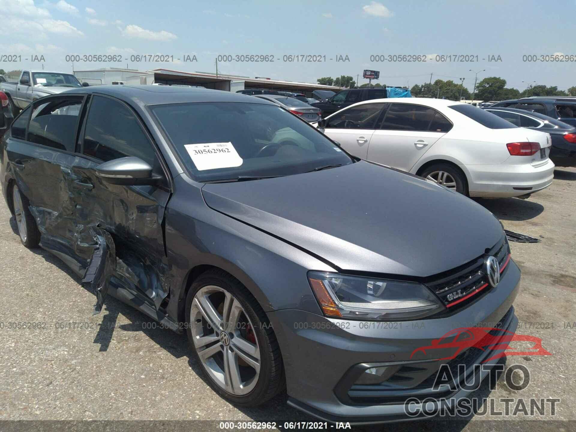 VOLKSWAGEN JETTA 2017 - 3VW4T7AJ5HM301622