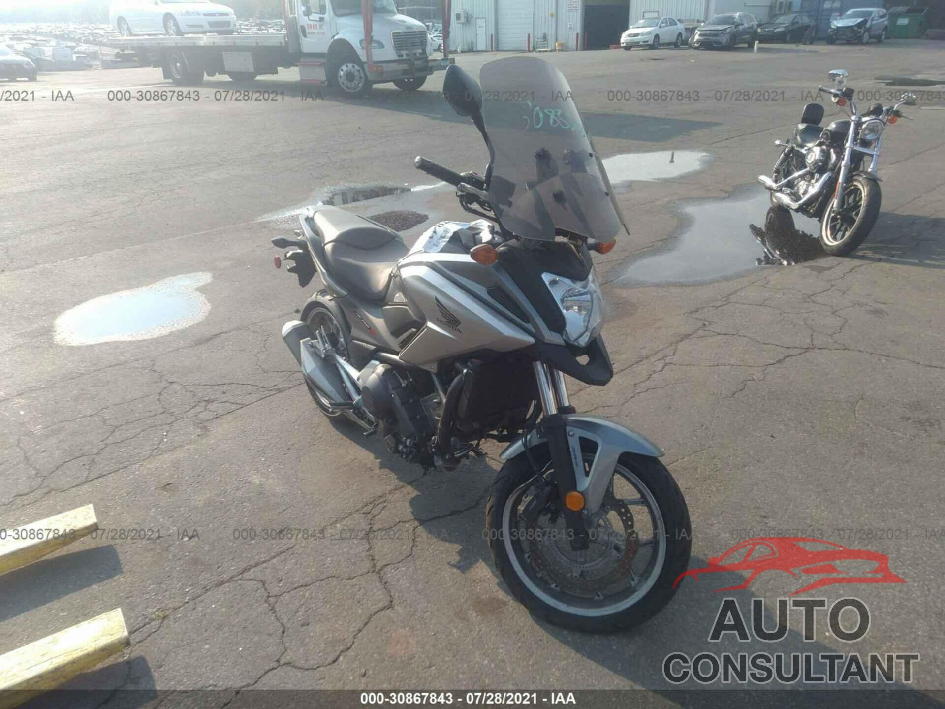HONDA NC700XD 2016 - JH2RC874XGK000180