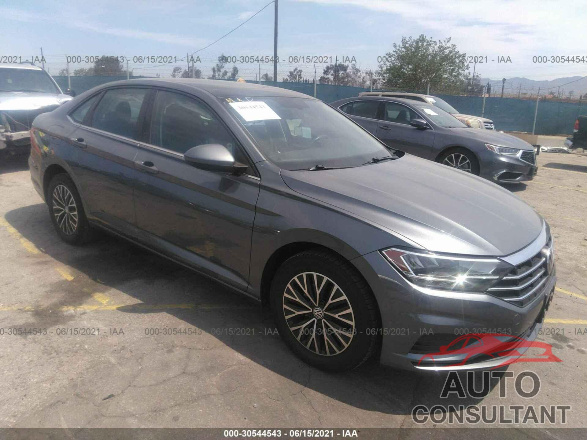 VOLKSWAGEN JETTA 2019 - 3VWC57BU1KM012579