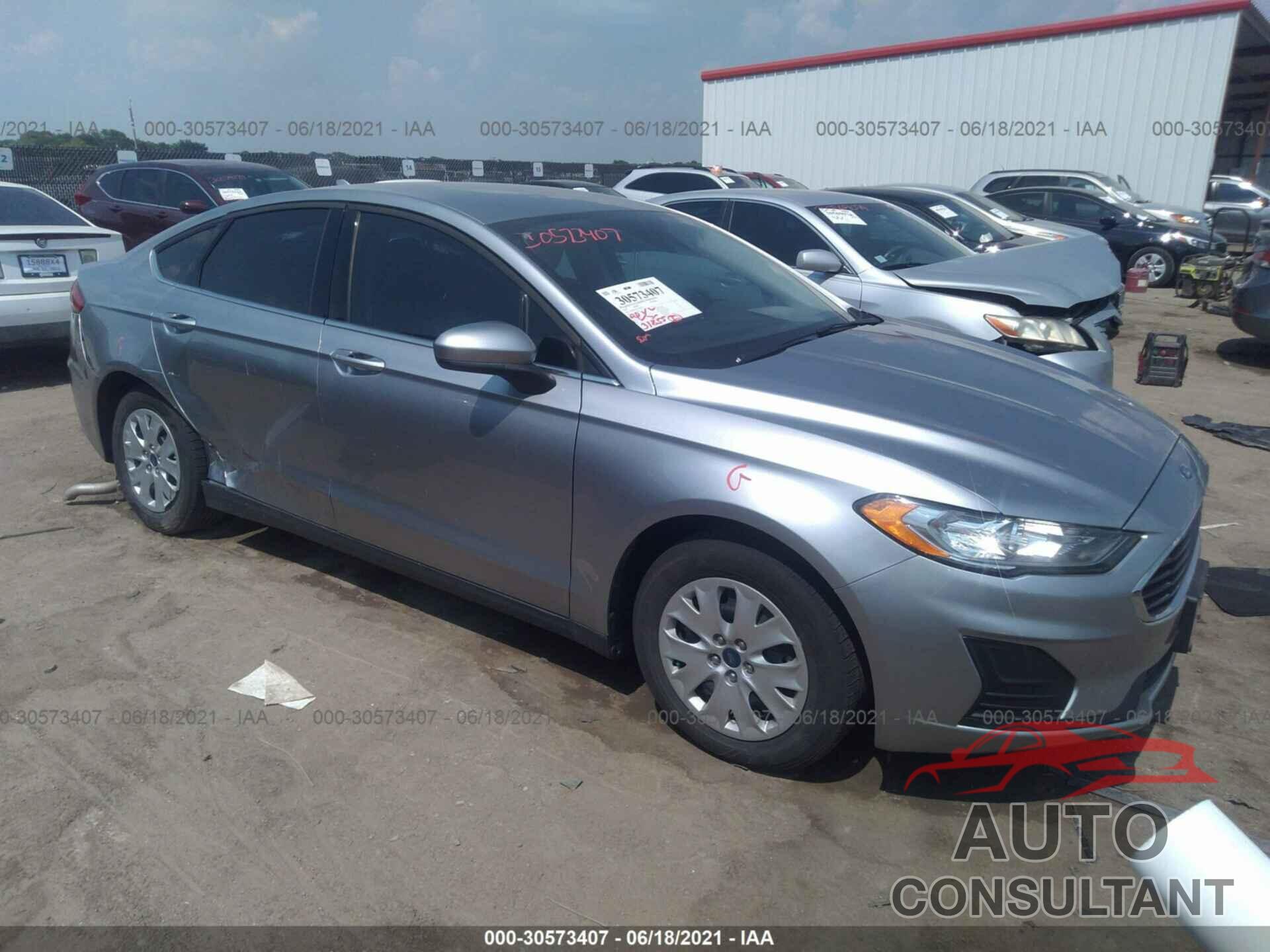 FORD FUSION 2020 - 3FA6P0G70LR147566