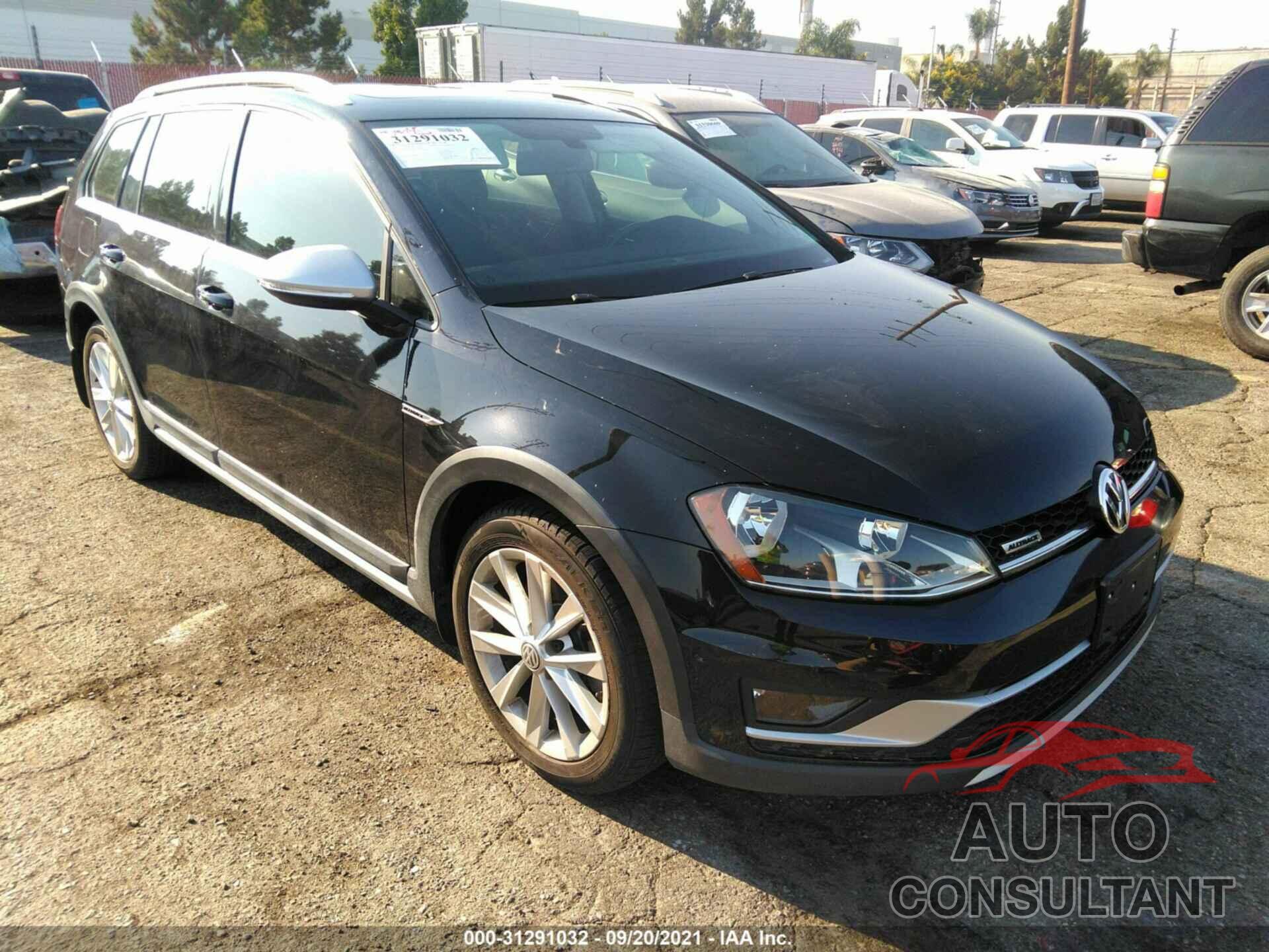 VOLKSWAGEN GOLF ALLTRACK 2017 - 3VWH17AU2HM512200