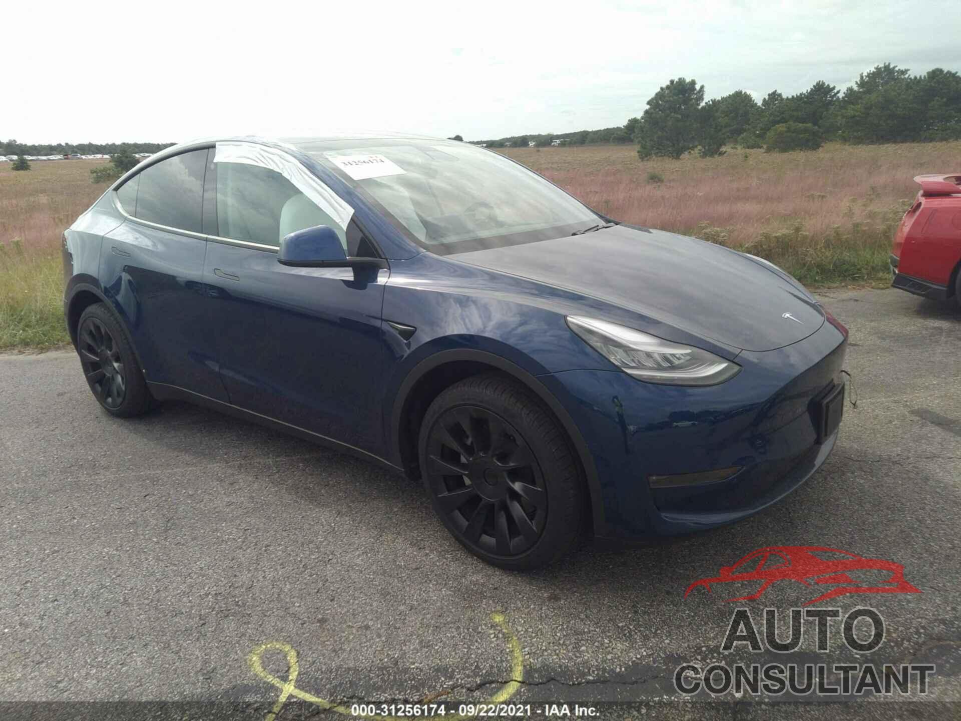 TESLA MODEL Y 2021 - 5YJYGDEE8MF062473
