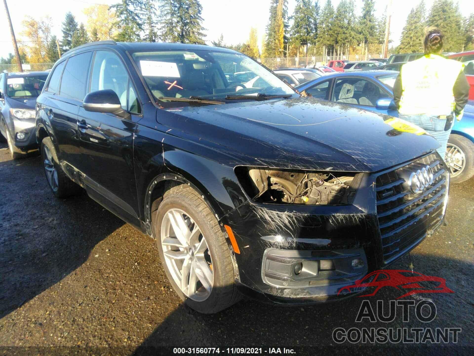 AUDI Q7 2018 - WA1VAAF74JD005963