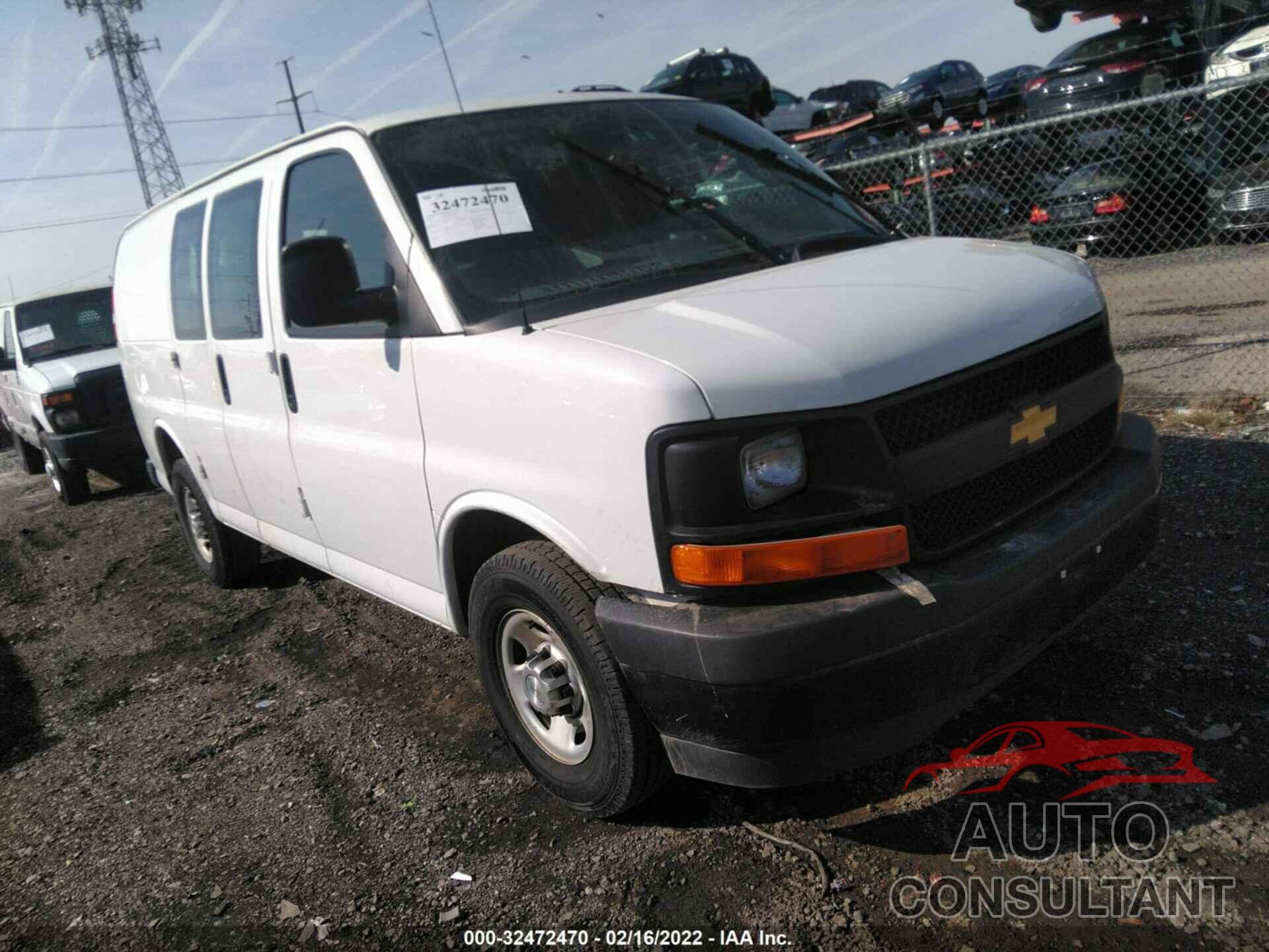 CHEVROLET EXPRESS CARGO VAN 2017 - 1GCWGAFF4H1319477