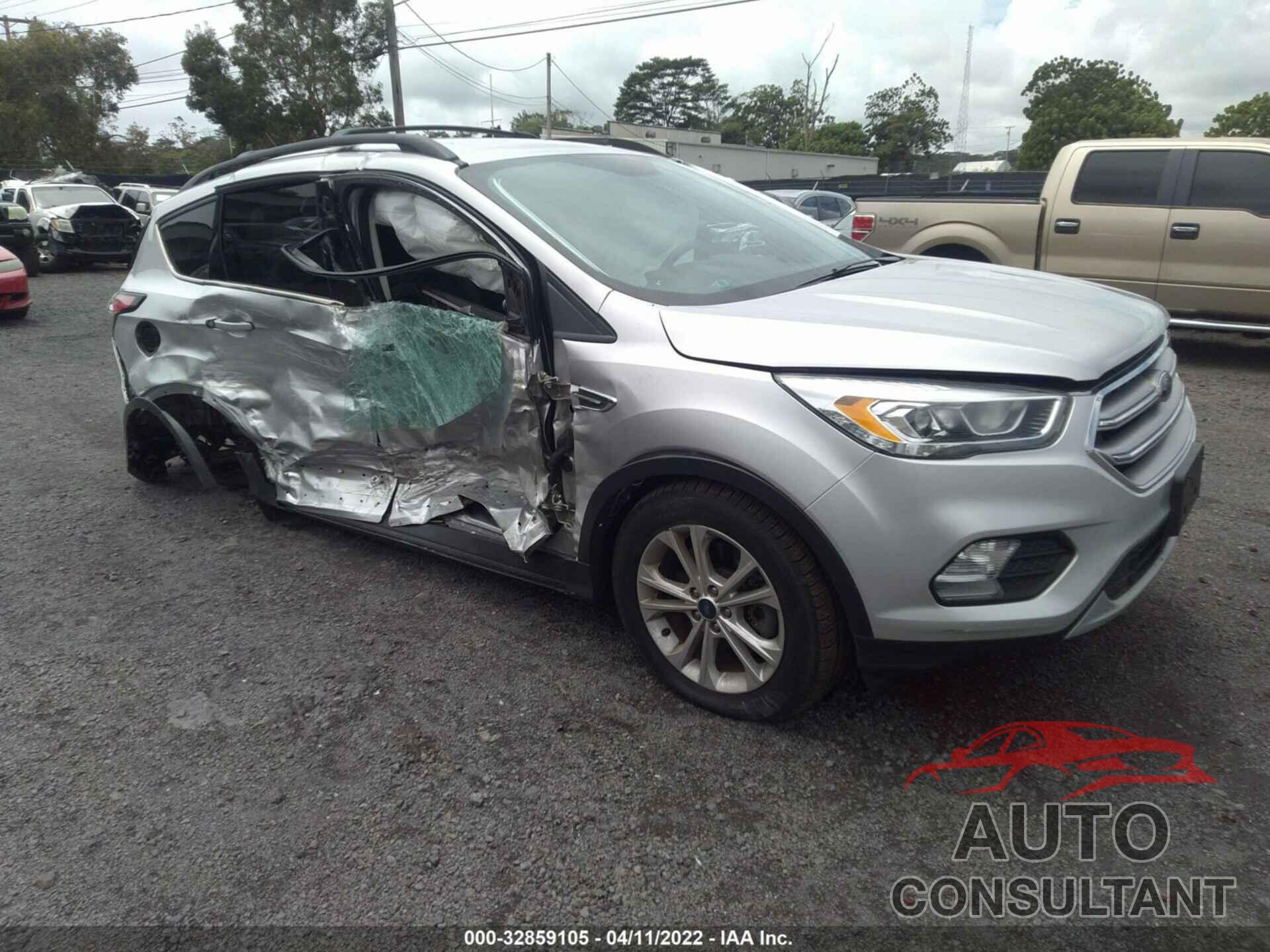 FORD ESCAPE 2017 - 1FMCU9G9XHUA69868