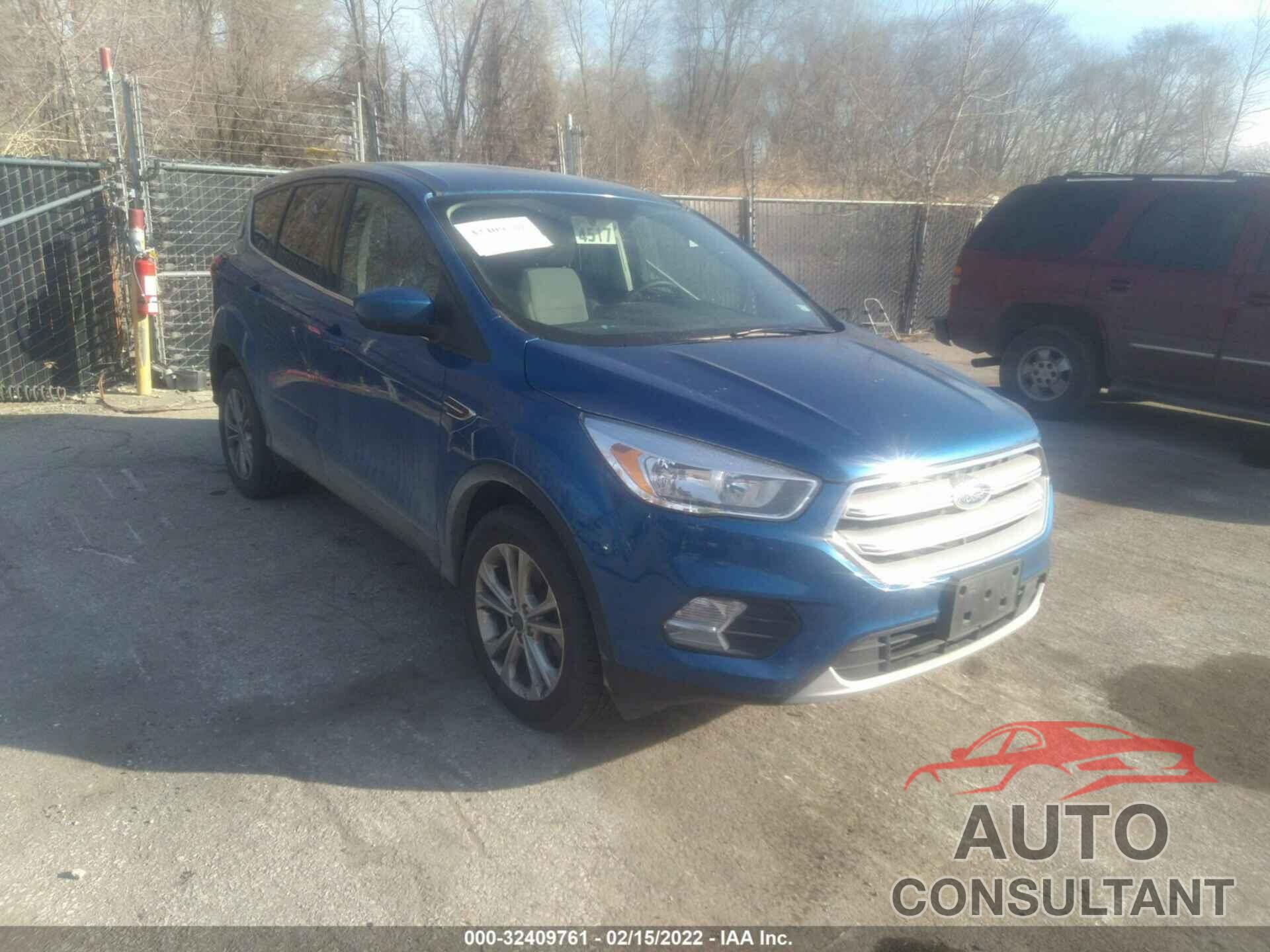 FORD ESCAPE 2019 - 1FMCU9GD8KUB02197