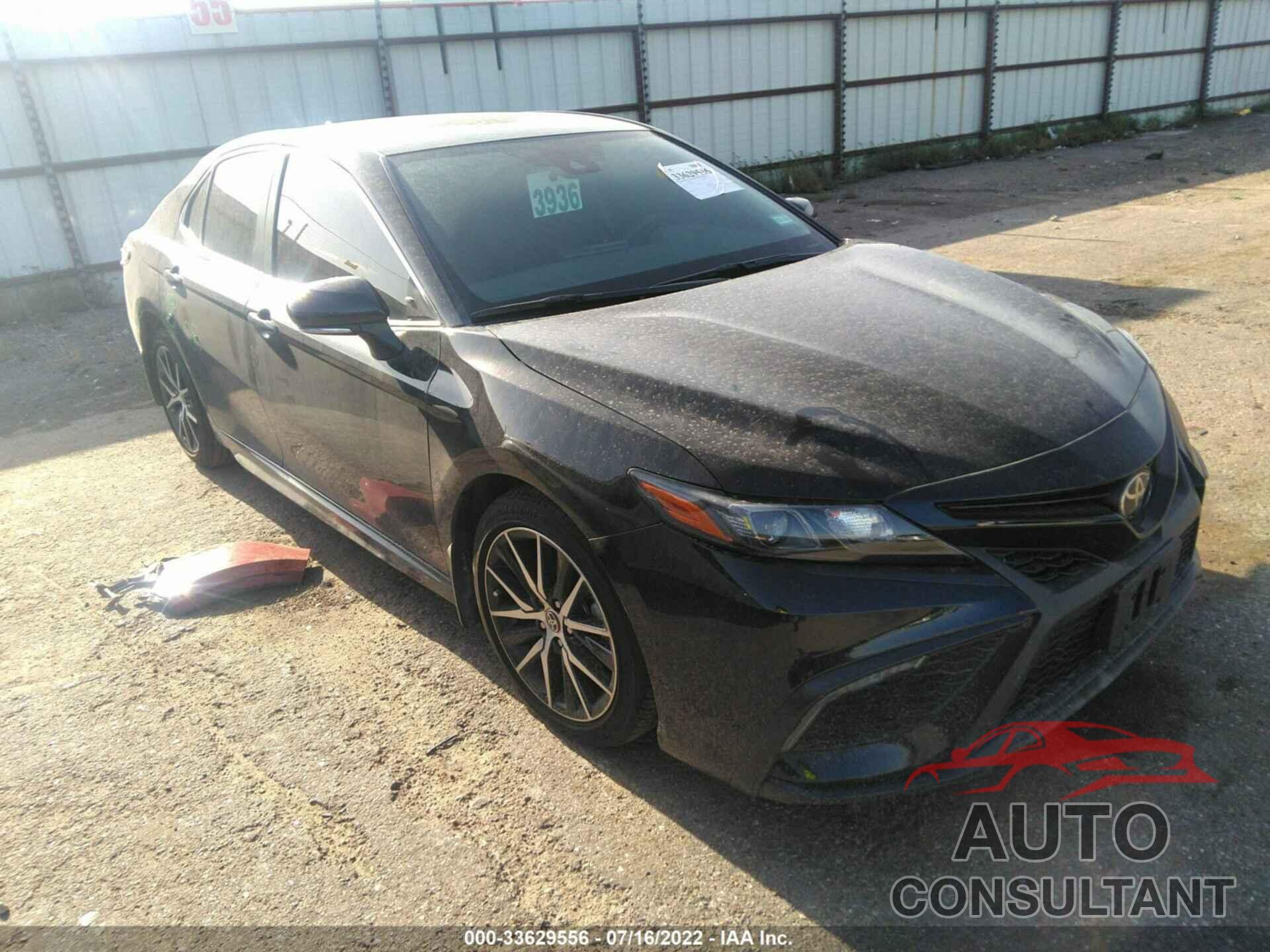 TOYOTA CAMRY 2022 - 4T1G11AK9NU672927