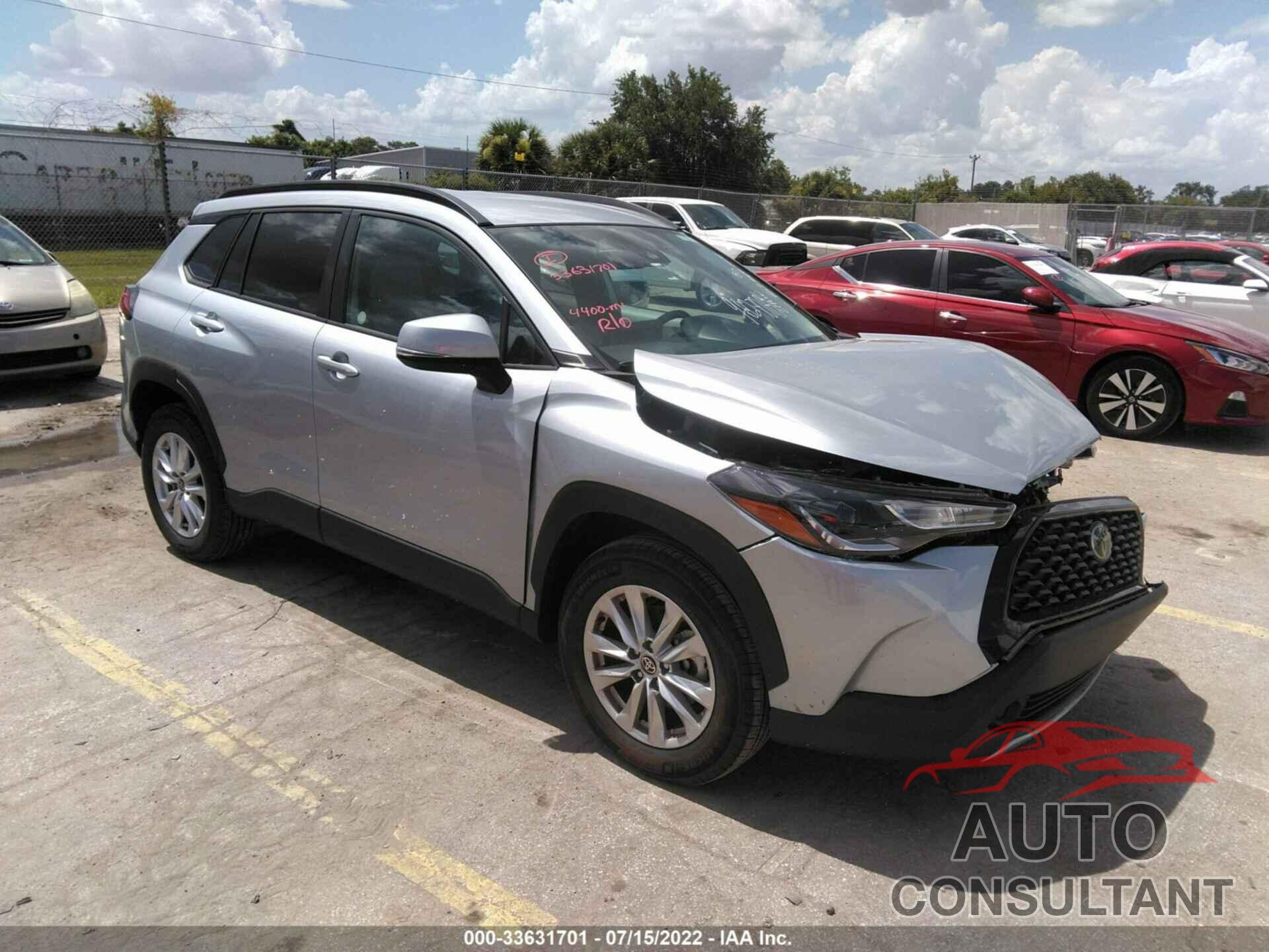 TOYOTA COROLLA CROSS 2022 - 7MUCAAAG9NV006935