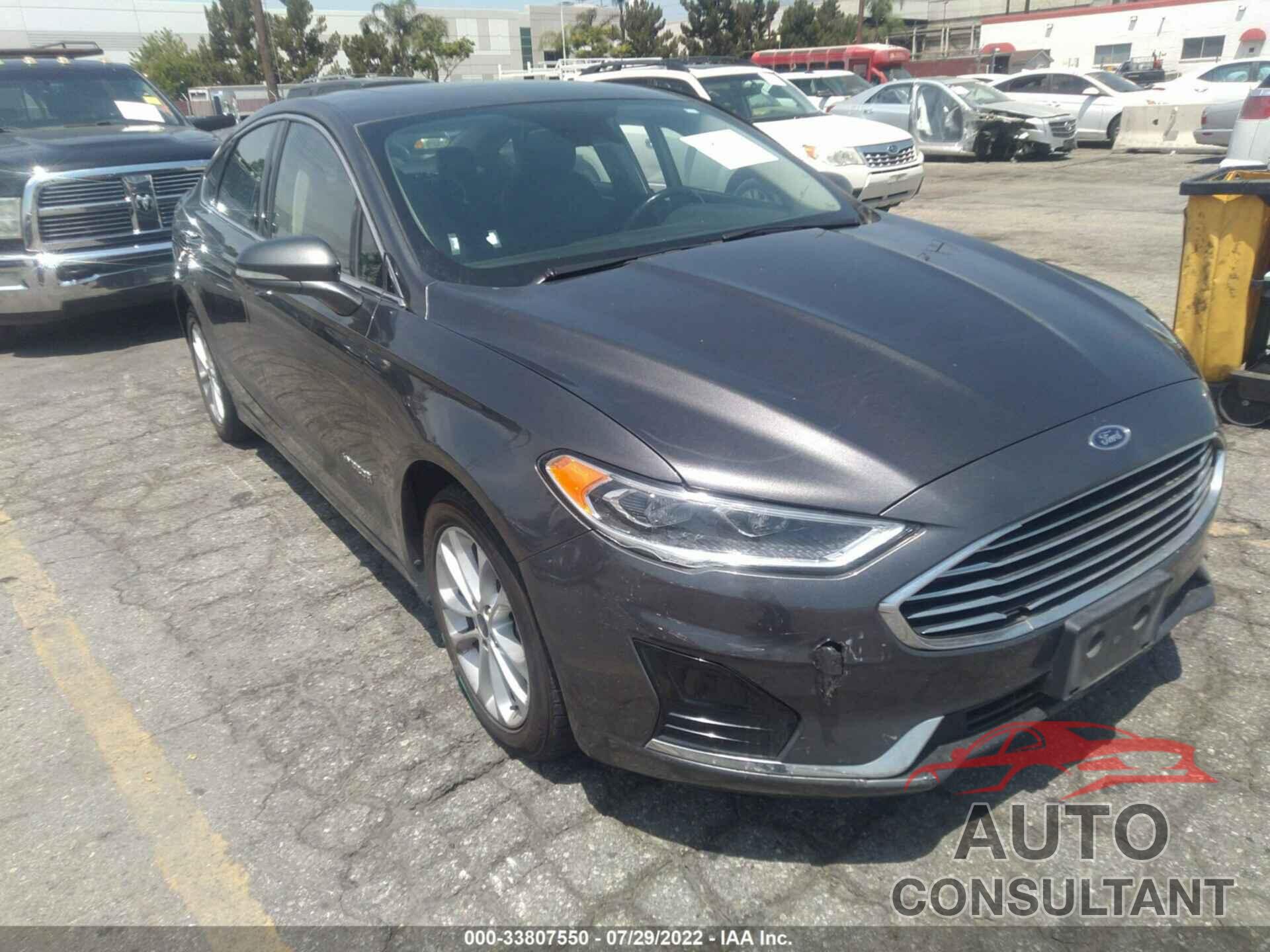 FORD FUSION HYBRID 2019 - 3FA6P0MU5KR109050