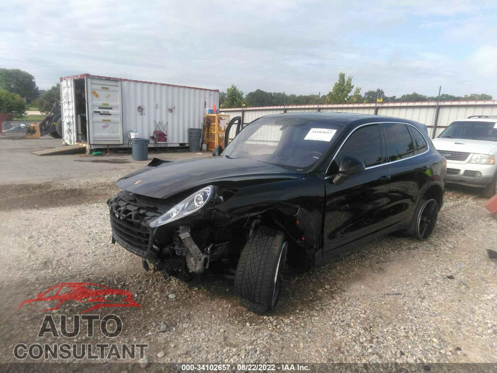 PORSCHE CAYENNE 2018 - WP1AB2A21JLA60135
