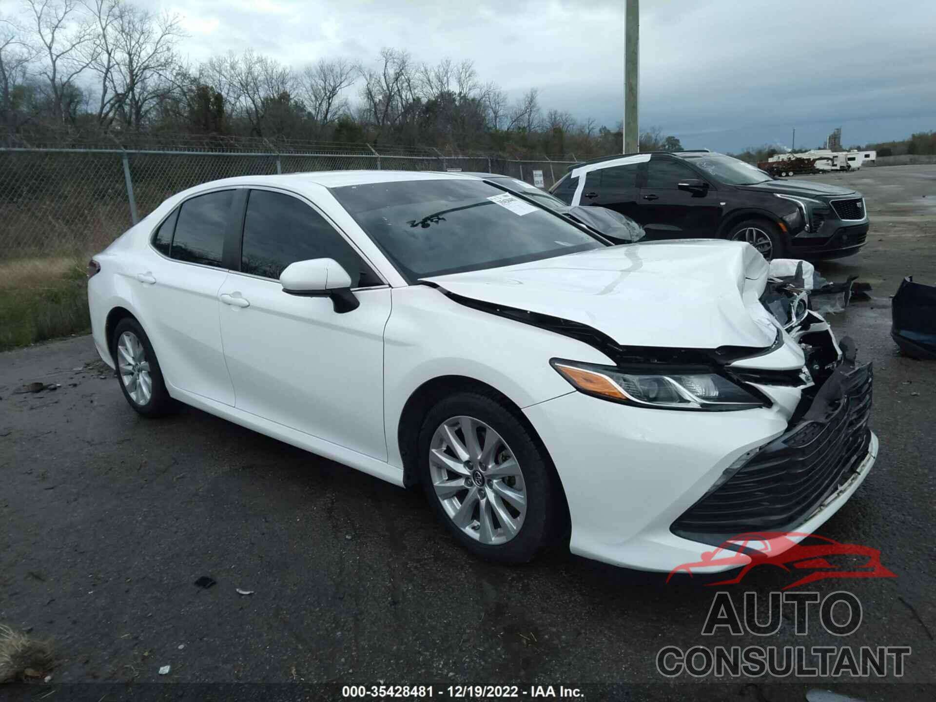 TOYOTA CAMRY 2018 - 4T1B11HK9JU544391