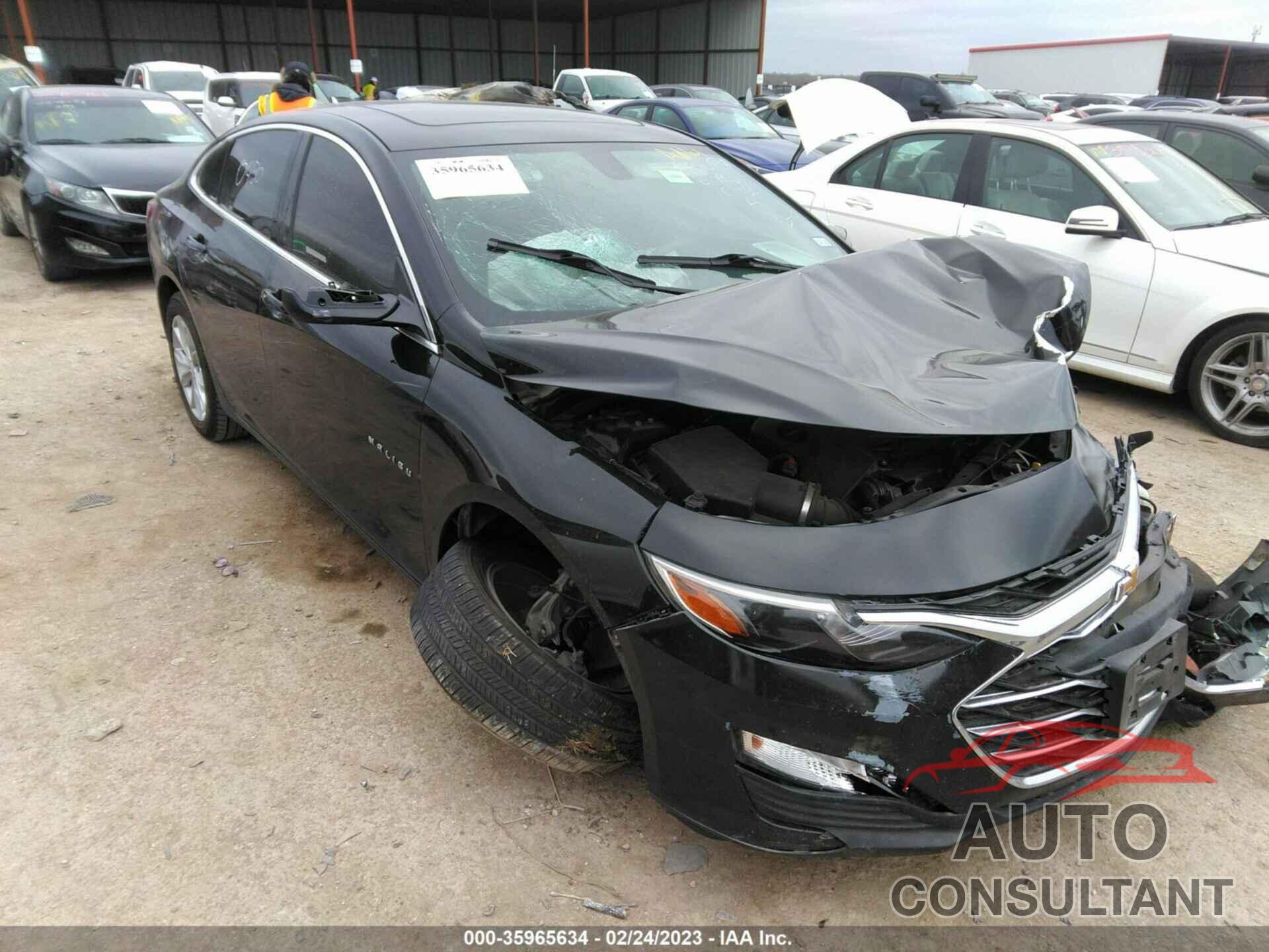 CHEVROLET MALIBU 2020 - 1G1ZD5STXLF038717
