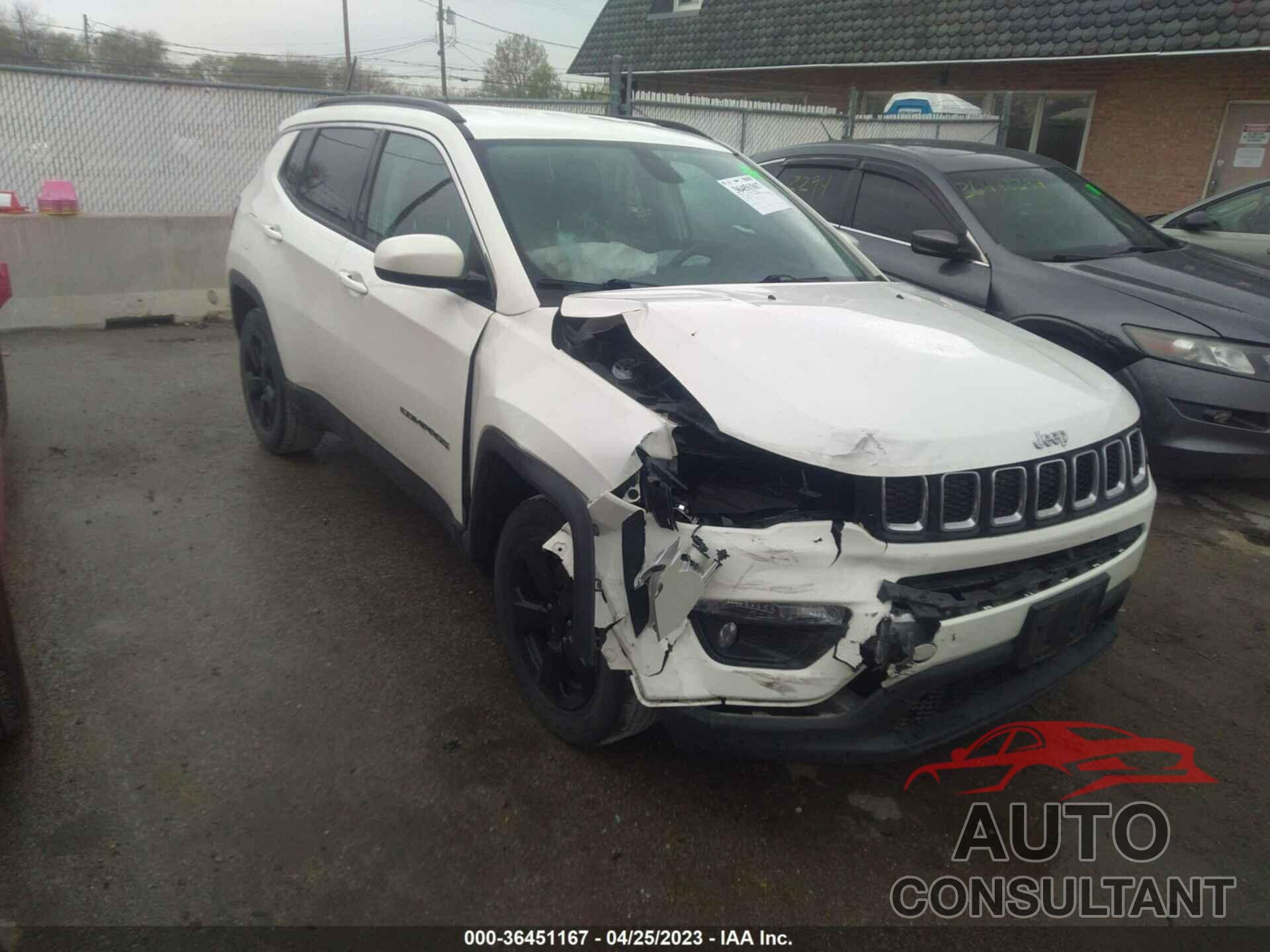 JEEP COMPASS 2018 - 3C4NJCBB9JT268200