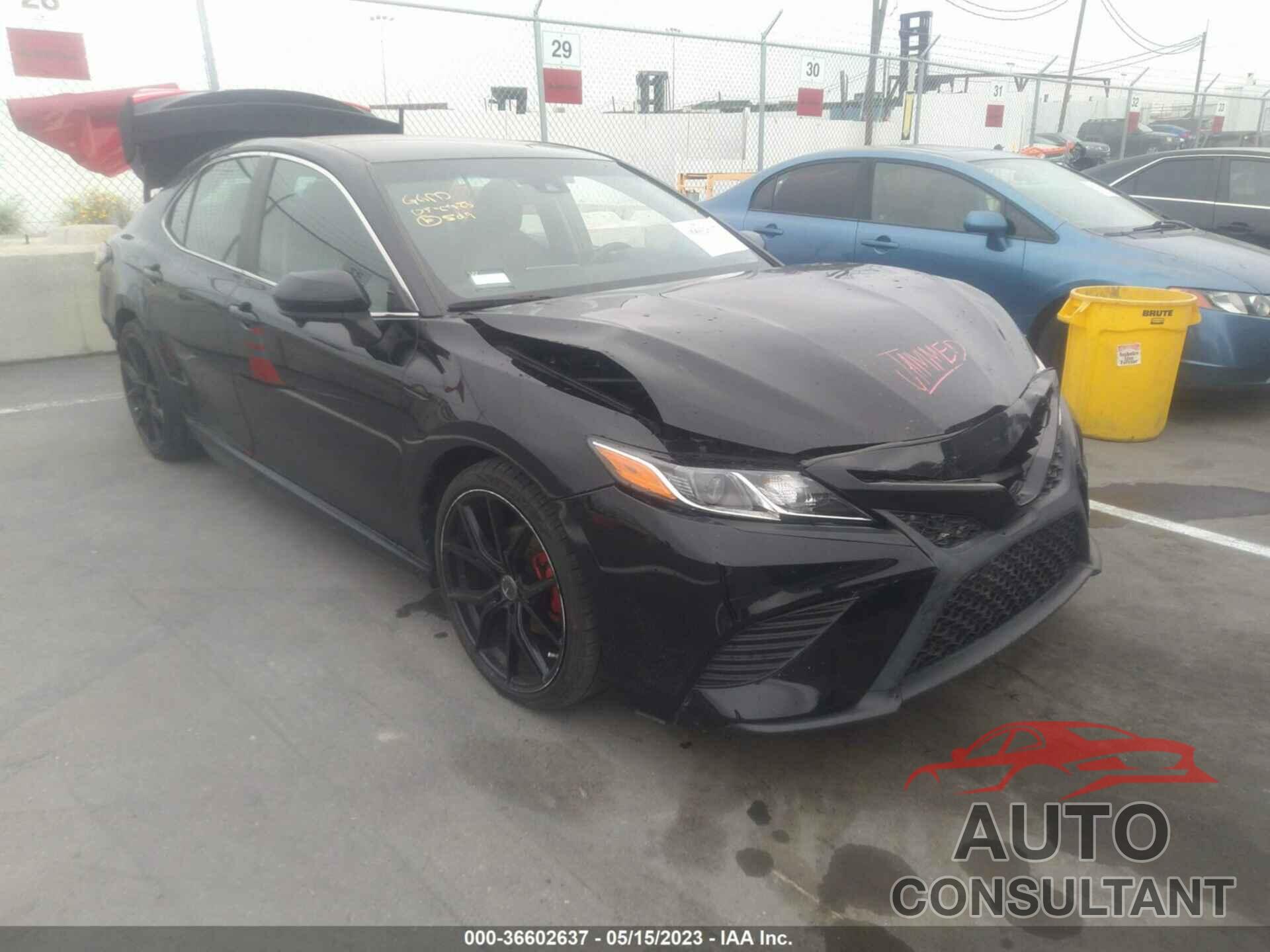 TOYOTA CAMRY 2019 - 4T1B11HK6KU786542