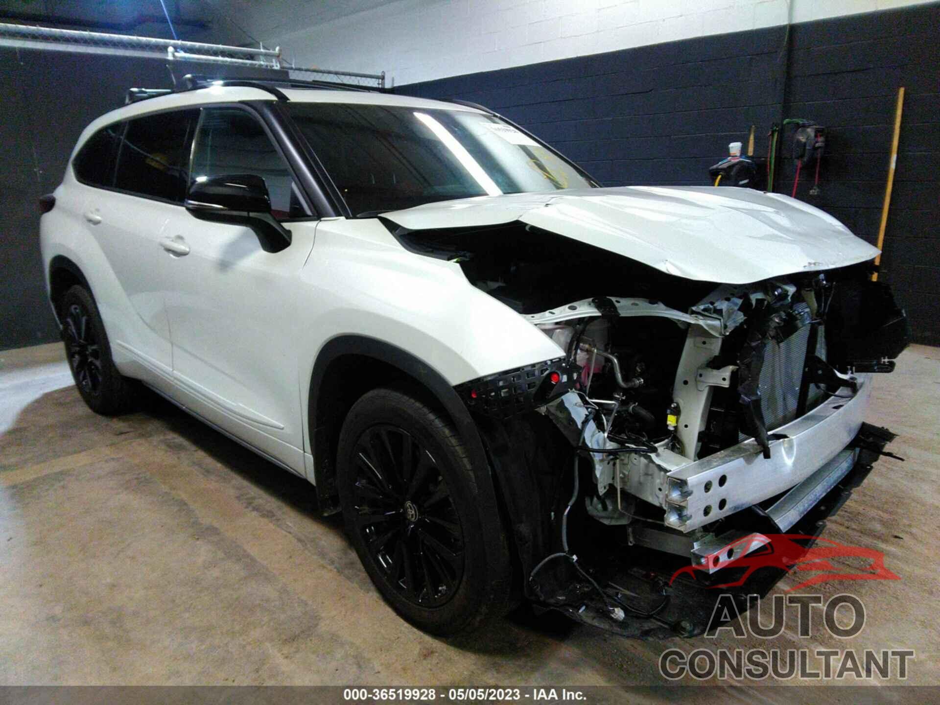 TOYOTA HIGHLANDER 2023 - 5TDKDRBH1PS017756