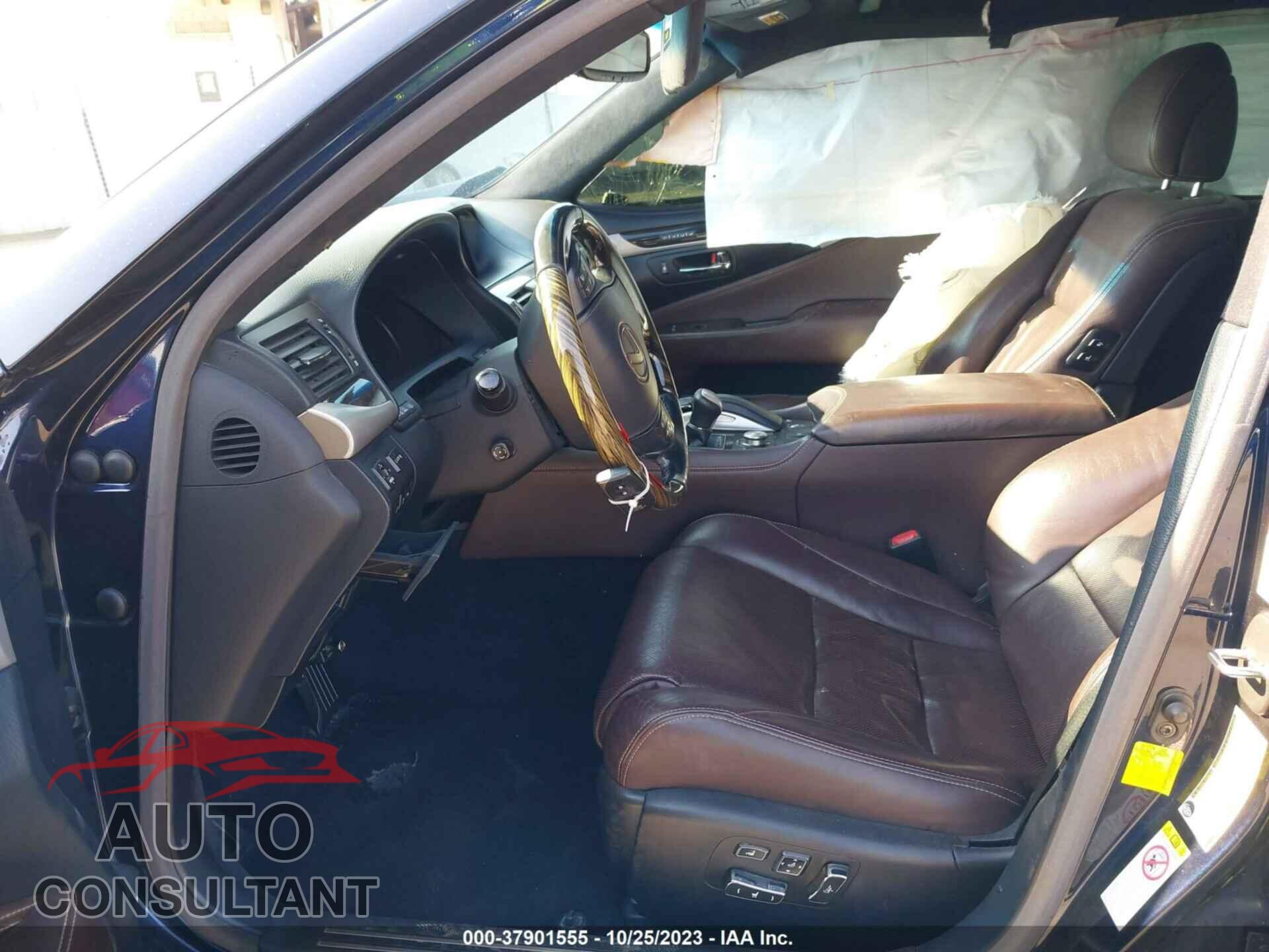 LEXUS LS 2017 - JTHBL5EF6H5144482