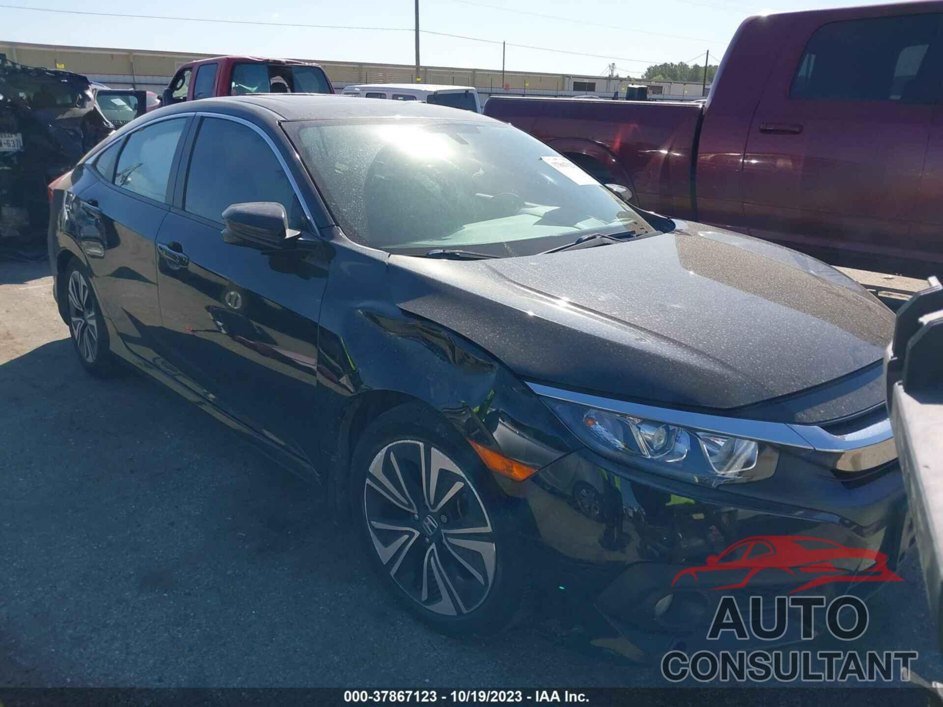 HONDA CIVIC 2018 - JHMFC1F31JX036456