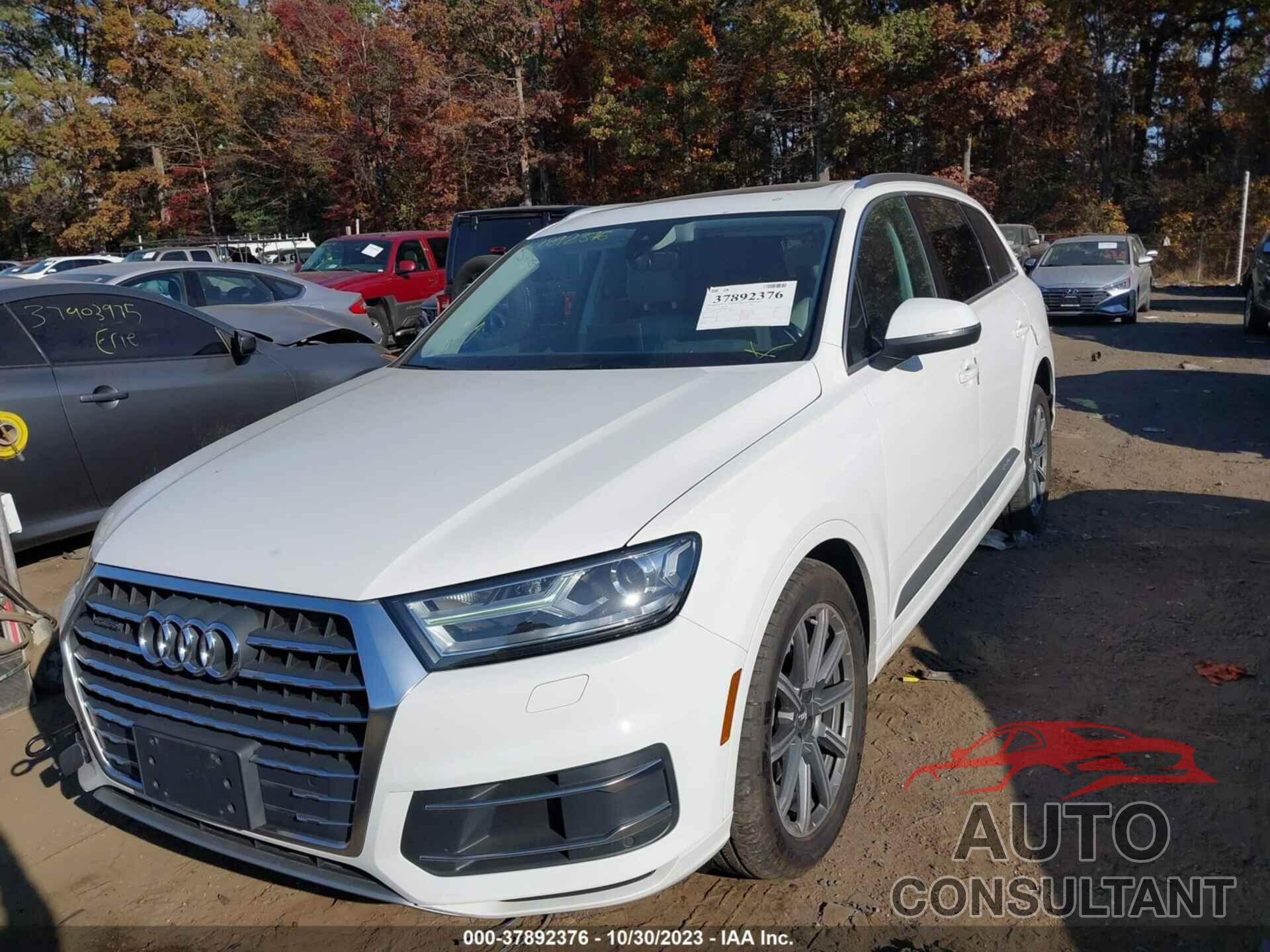 AUDI Q7 2017 - WA1LHAF70HD048239