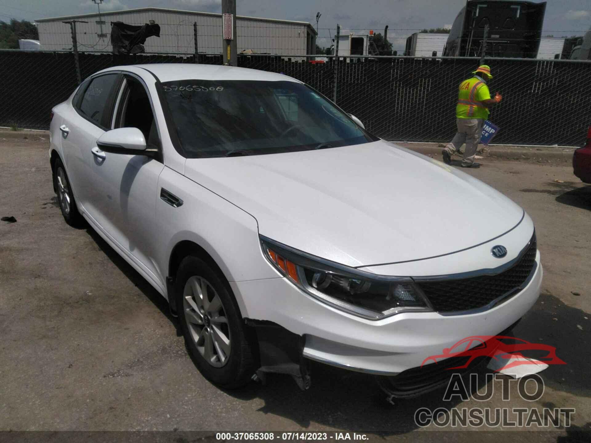 KIA OPTIMA 2016 - 5XXGT4L35GG039047