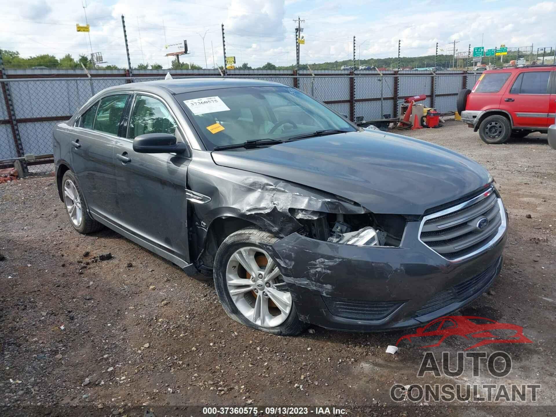 FORD TAURUS 2018 - 1FAHP2D80JG133513