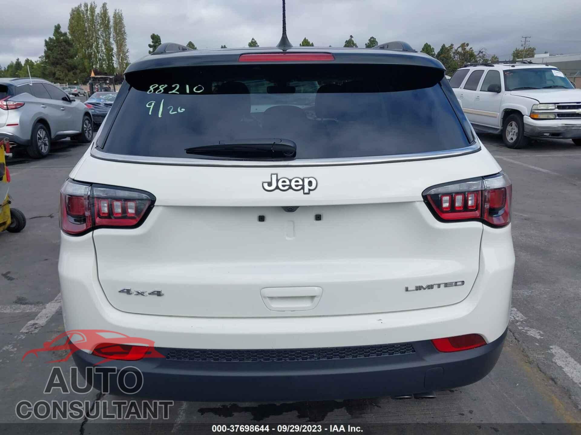 JEEP COMPASS 2020 - 3C4NJDCB1LT124177