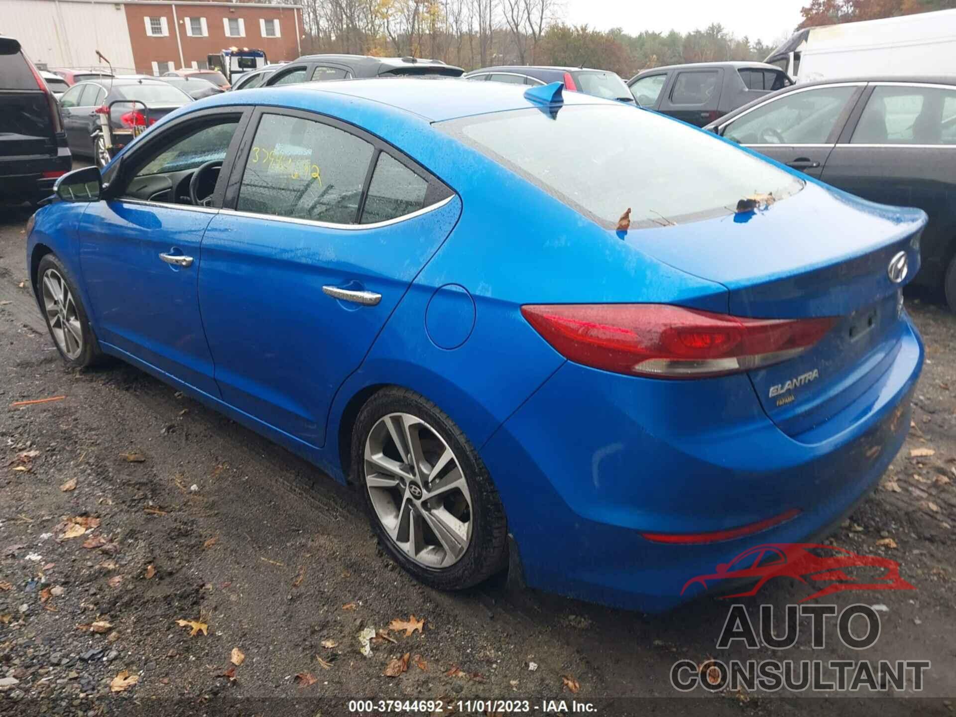 HYUNDAI ELANTRA 2017 - KMHD84LF4HU292382