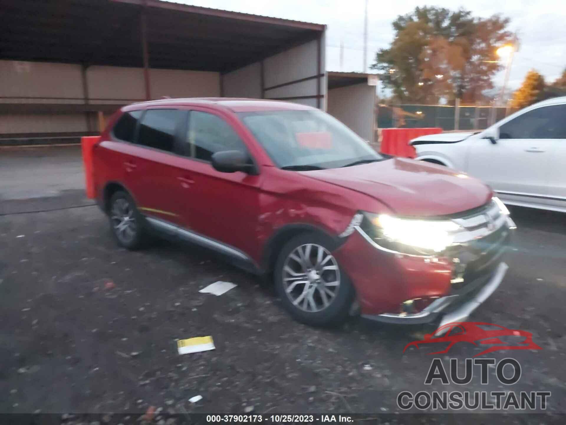 MITSUBISHI OUTLANDER 2018 - JA4AD2A30JZ052362