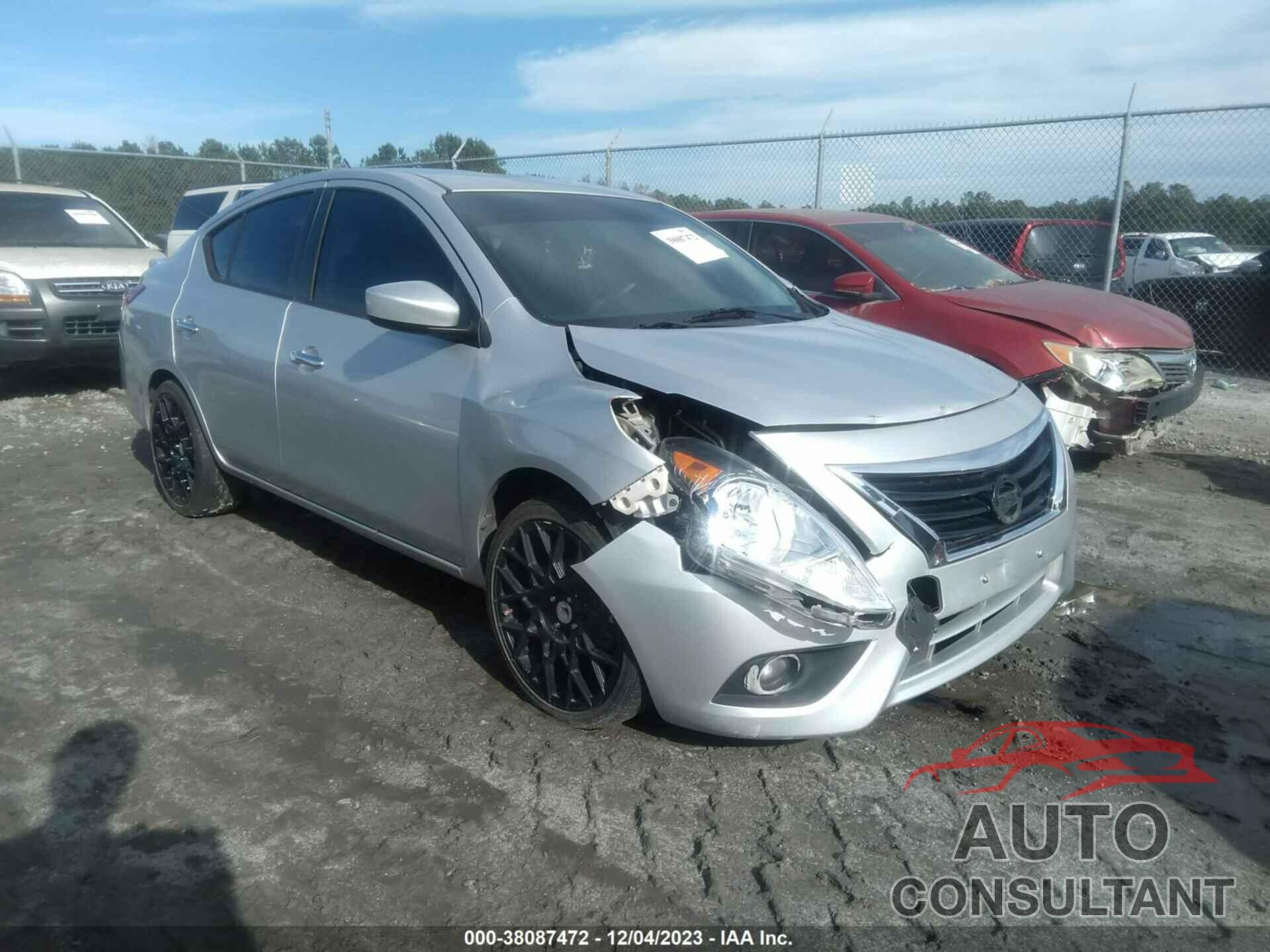 NISSAN VERSA 2017 - 3N1CN7AP0HL803881