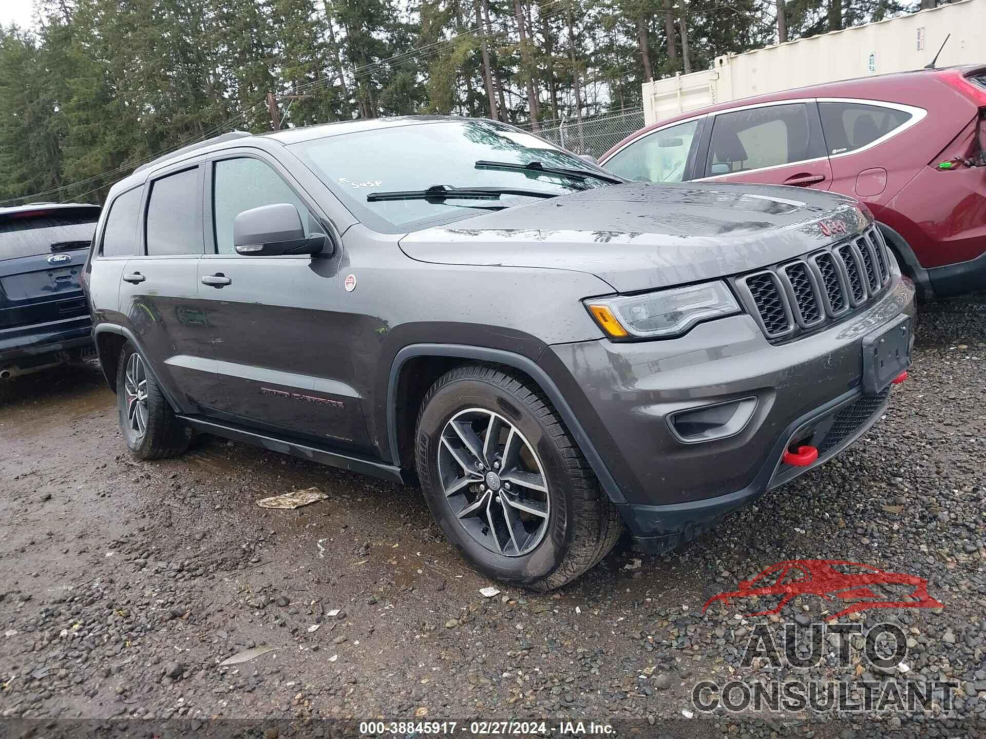 JEEP GRAND CHEROKEE 2018 - 1C4RJFLG8JC167996