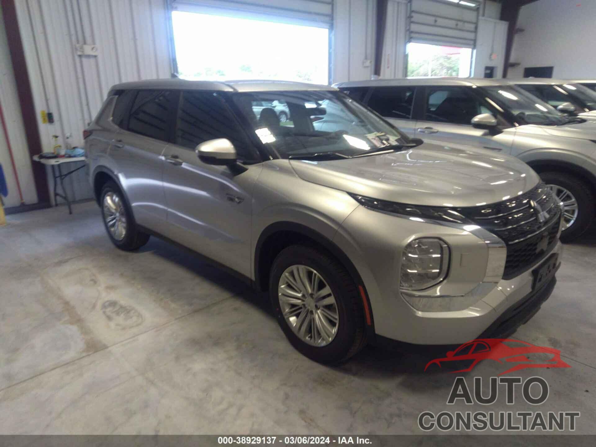 MITSUBISHI OUTLANDER PHEV 2024 - JA4T5UA97RZ033292