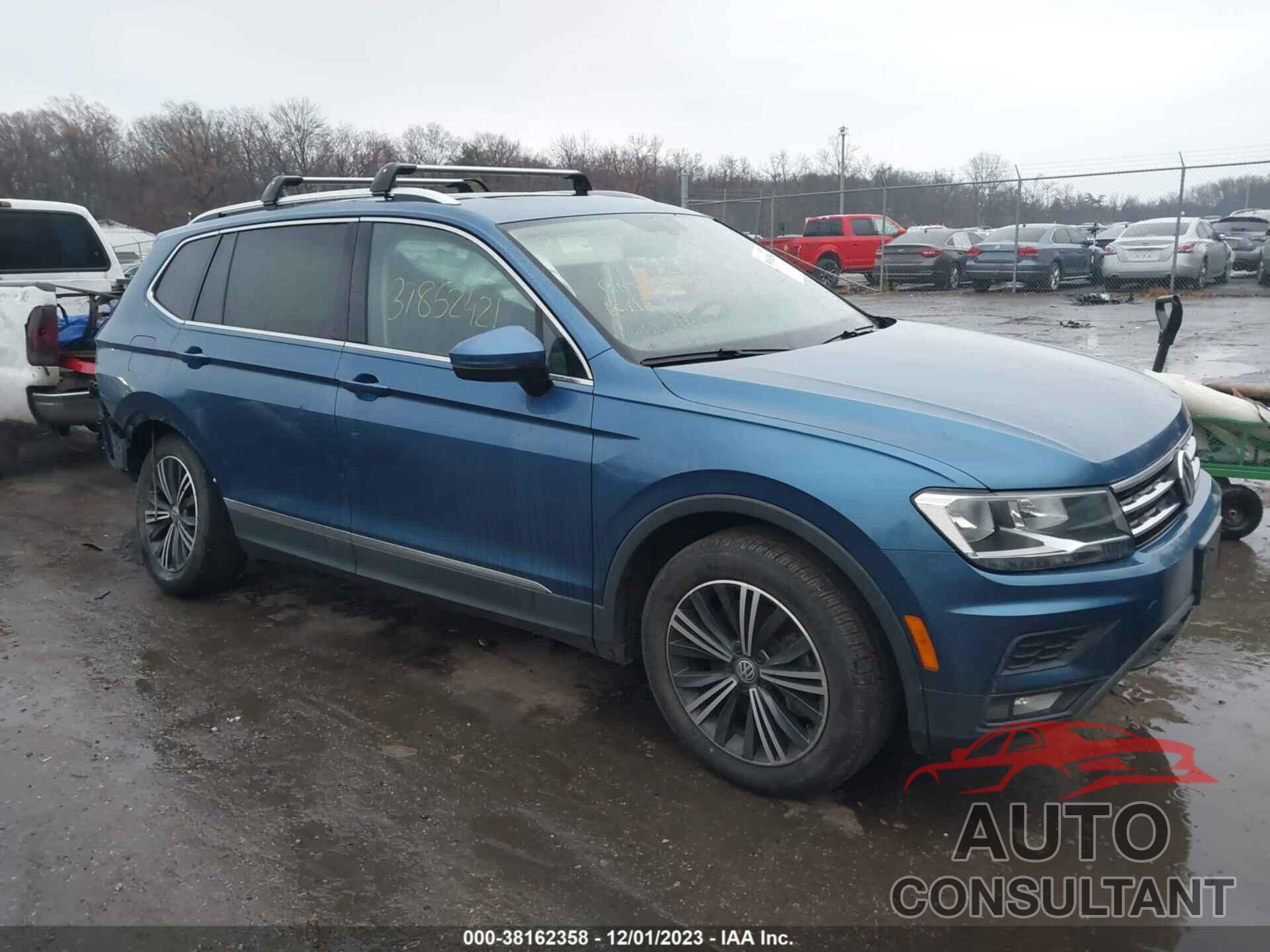 VOLKSWAGEN TIGUAN 2018 - 3VV2B7AX3JM177164