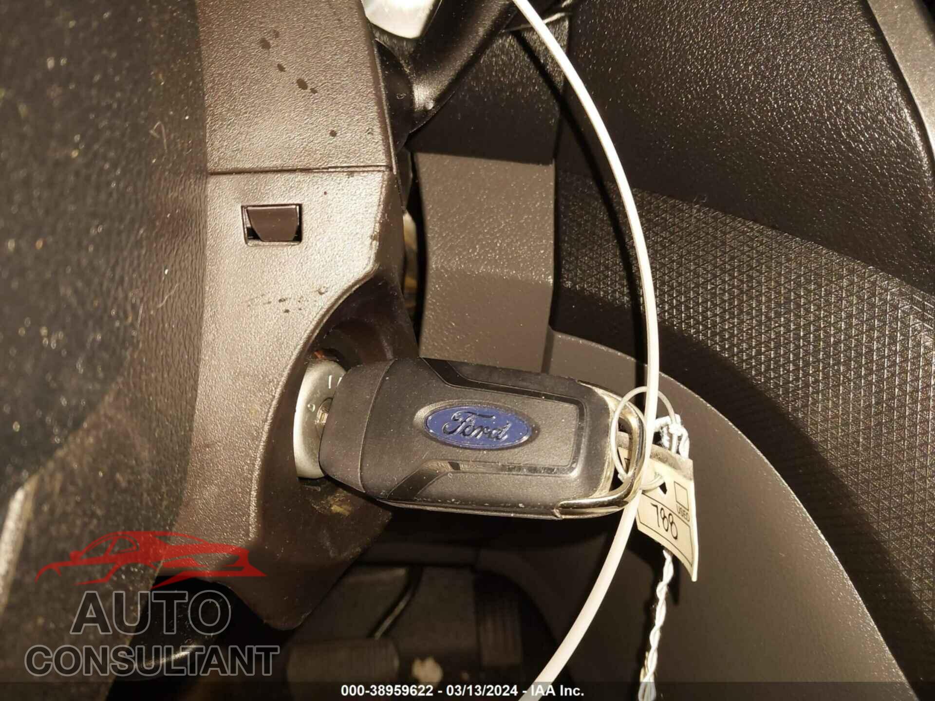 FORD TRANSIT CONNECT 2020 - NM0LS7E76L1445828