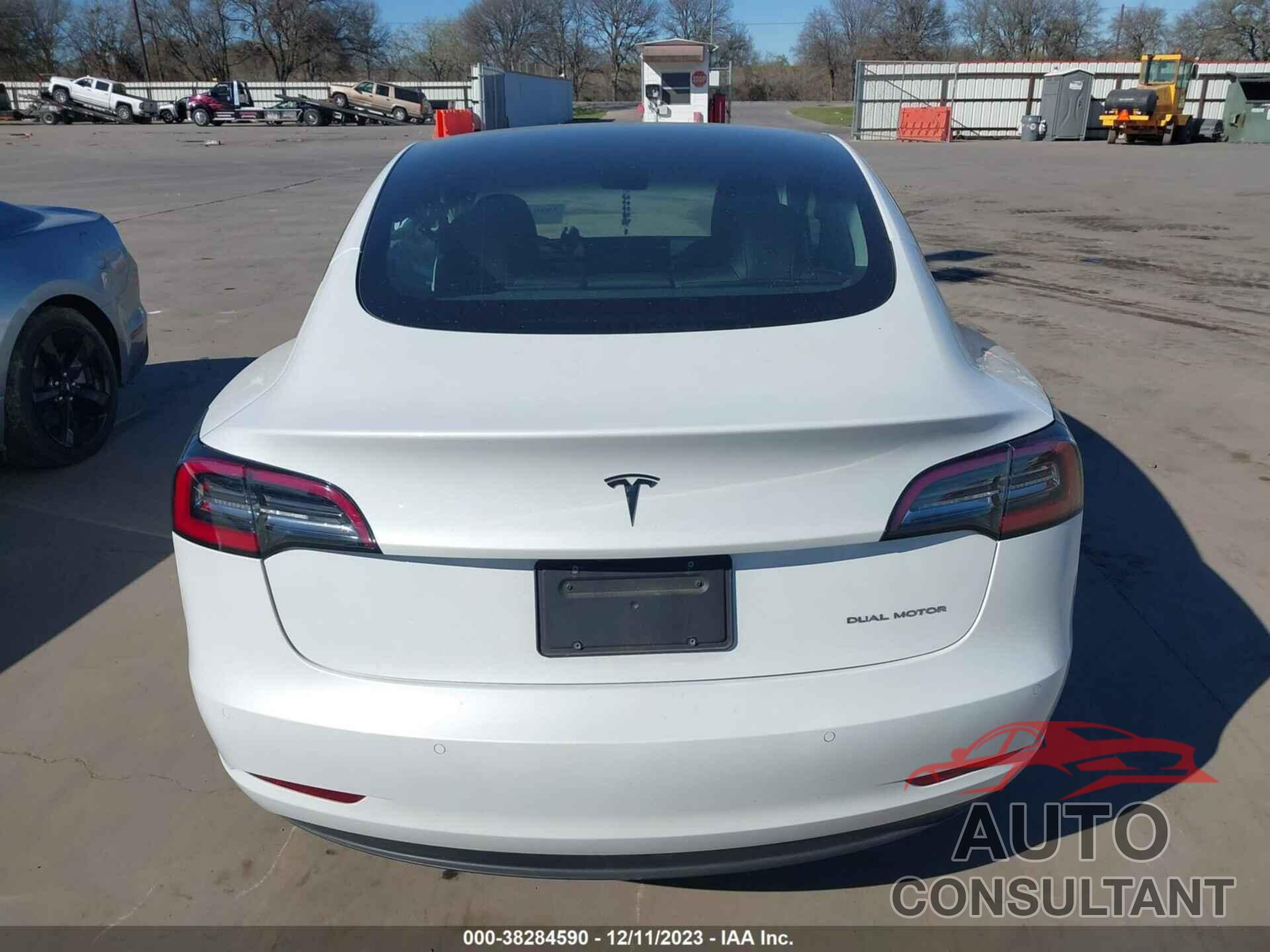 TESLA MODEL 3 2022 - 5YJ3E1EB1NF239550