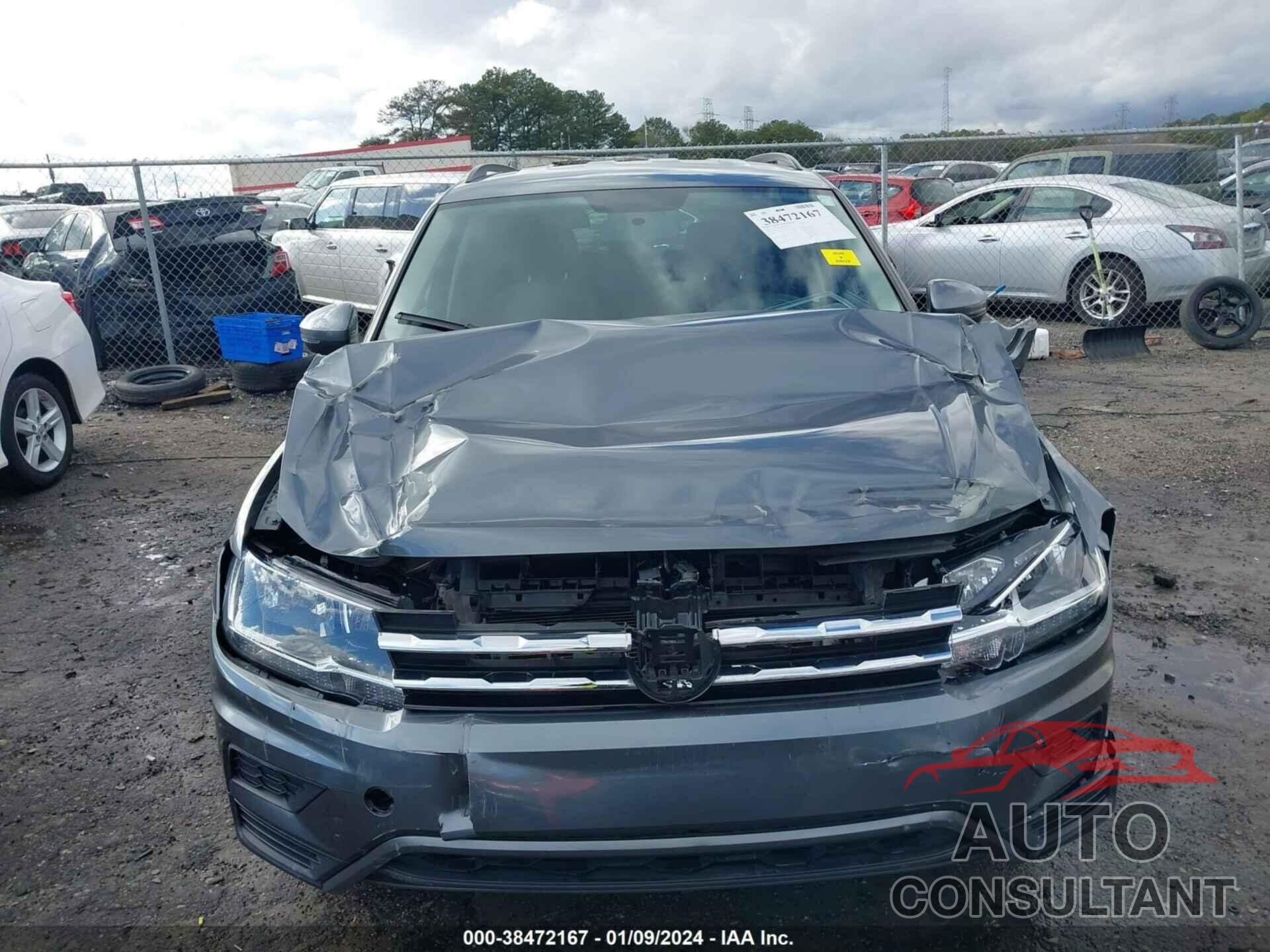 VOLKSWAGEN TIGUAN 2018 - 3VV1B7AX0JM206647