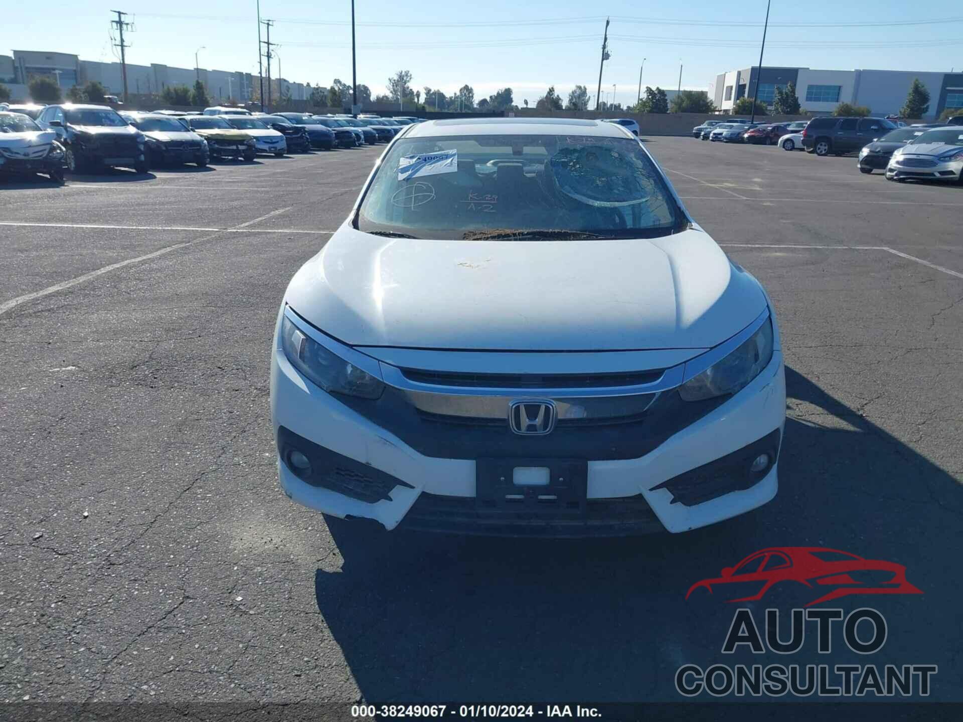 HONDA CIVIC 2018 - JHMFC1F37JX035800