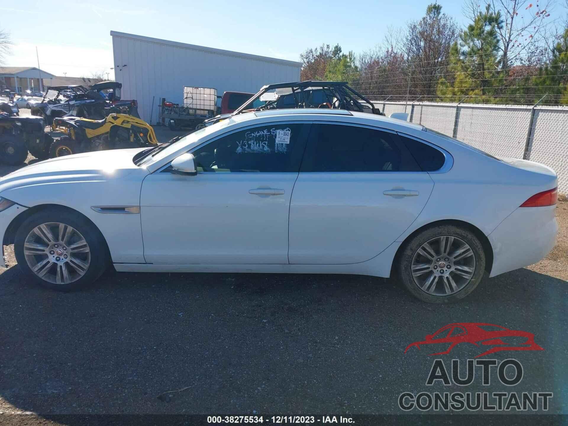 JAGUAR XF 2017 - SAJBD4BV0HCY38618