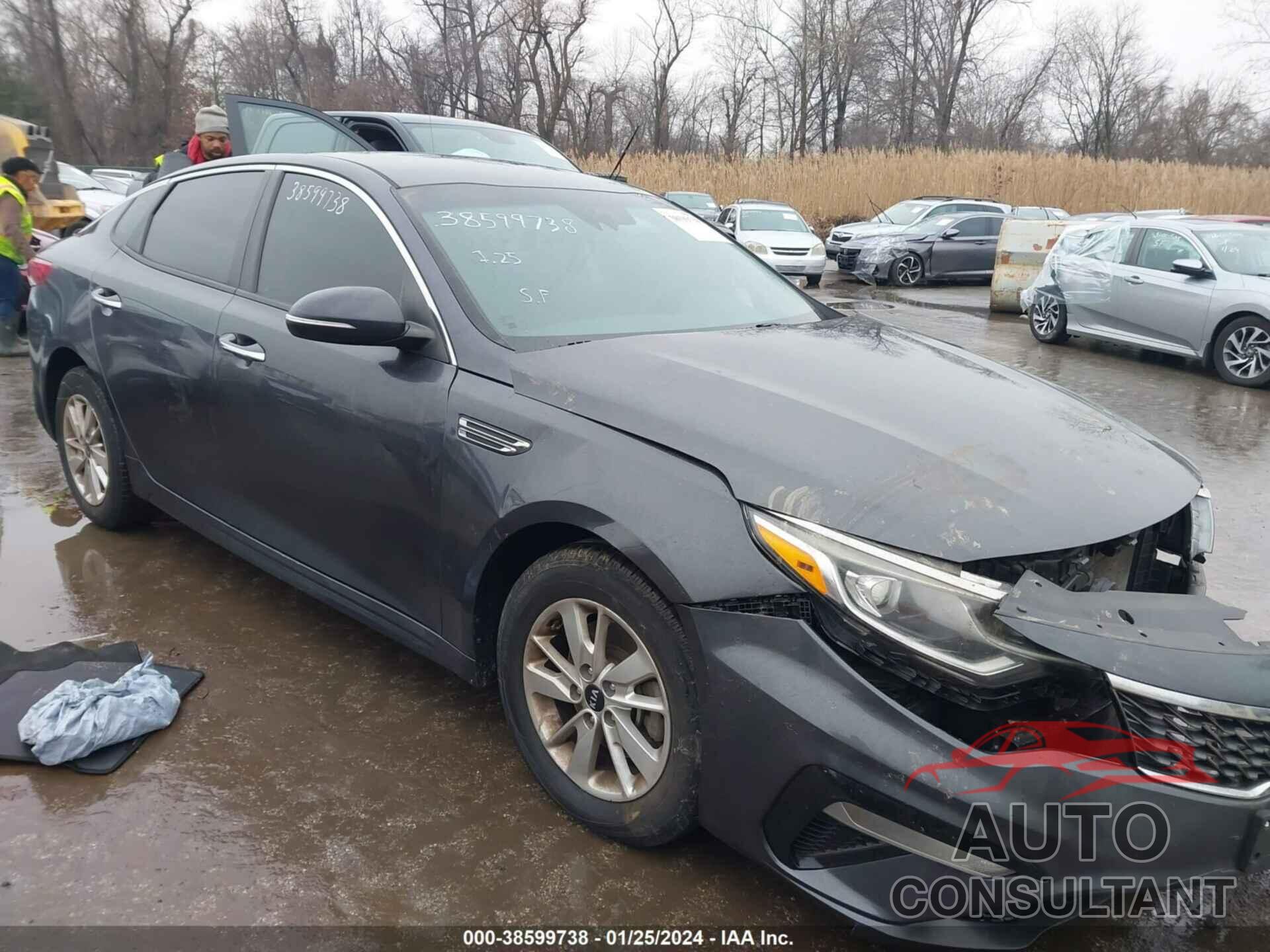 KIA OPTIMA 2019 - 5XXGT4L32KG281772