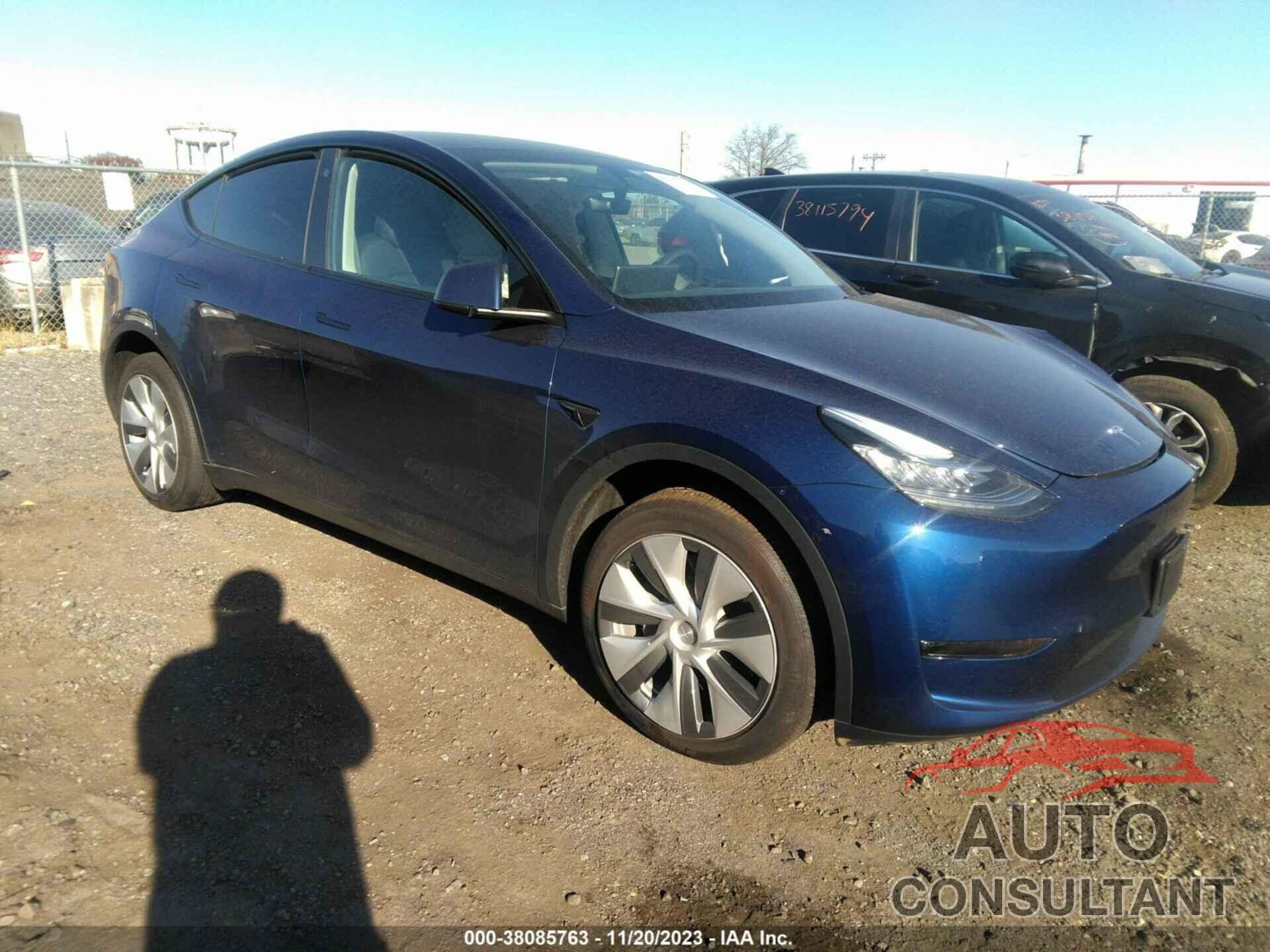 TESLA MODEL Y 2023 - 7SAYGDEE8PA100269