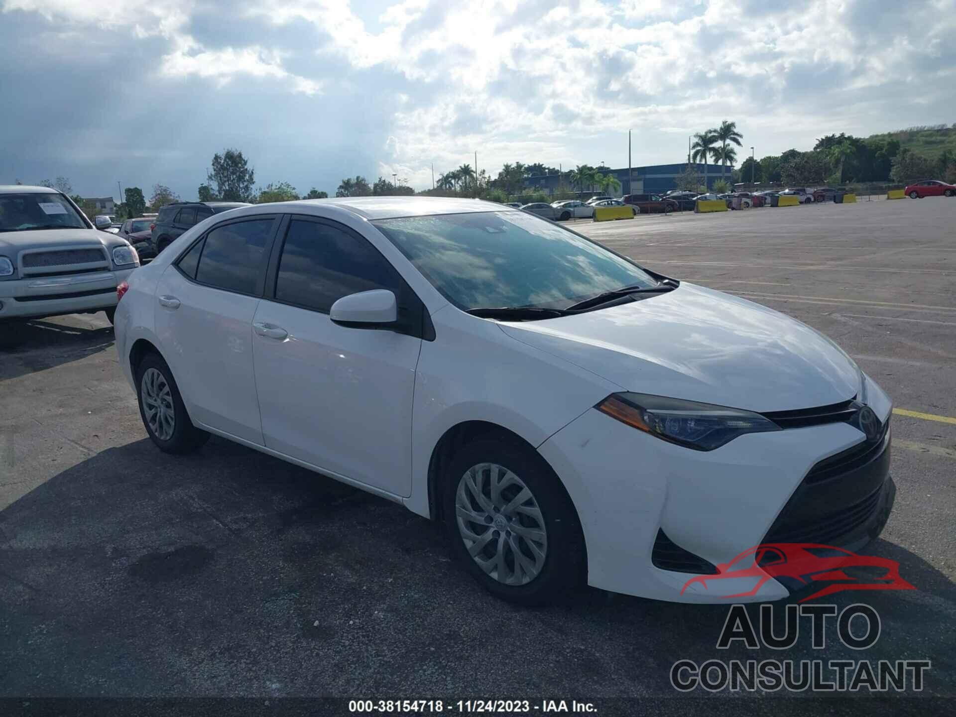 TOYOTA COROLLA 2018 - 2T1BURHE9JC014682