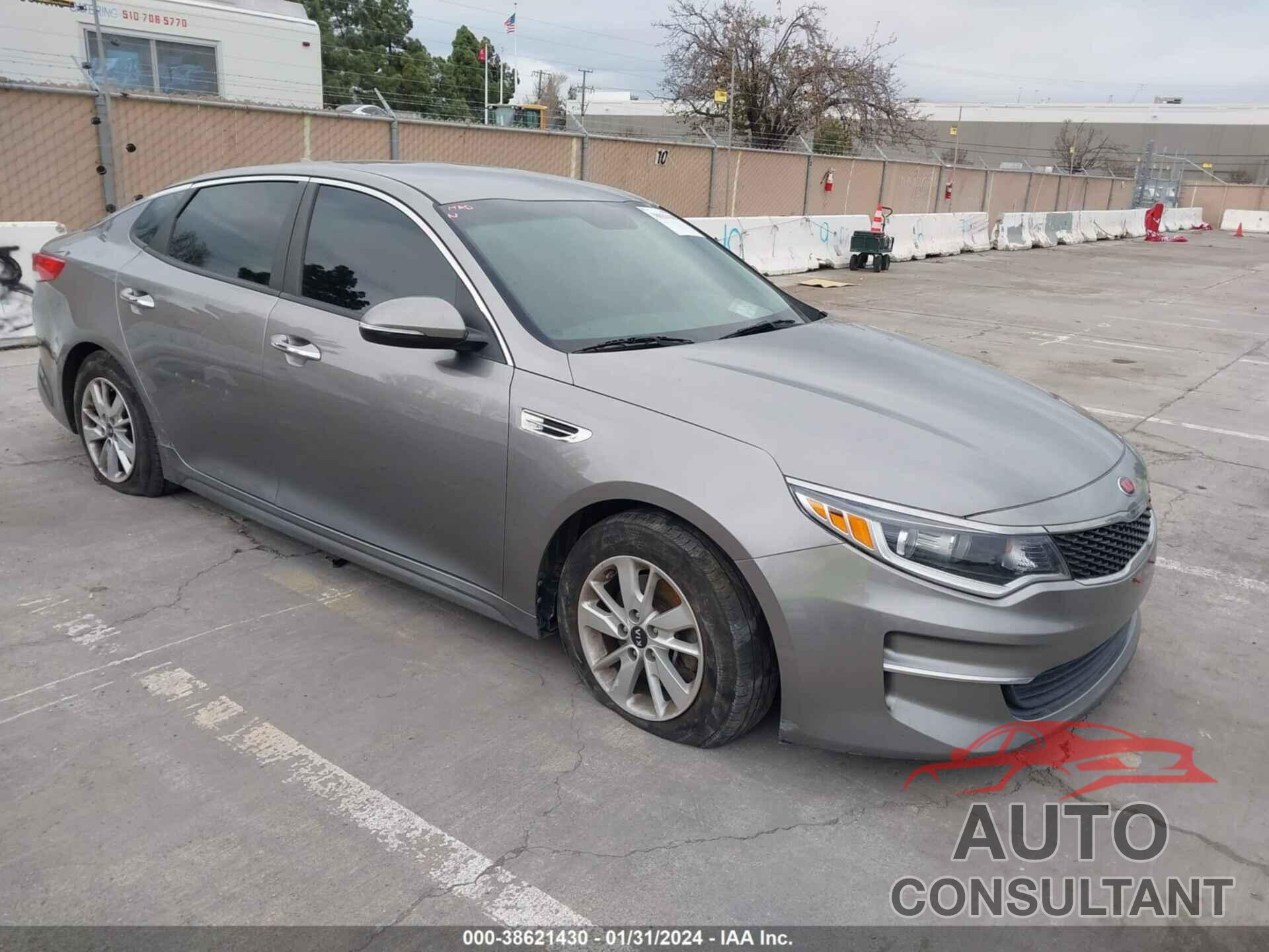 KIA OPTIMA 2018 - 5XXGT4L33JG238430