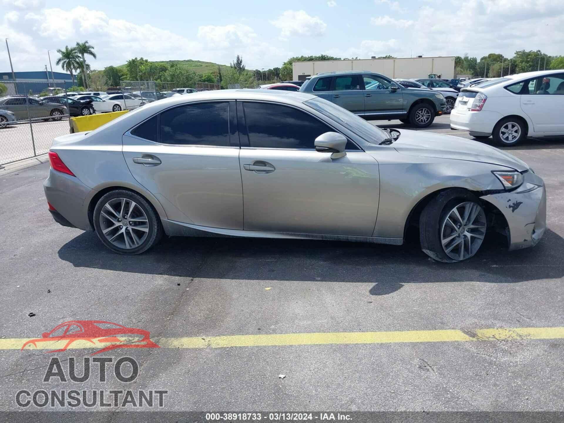 LEXUS IS 2019 - JTHBA1D24K5084237