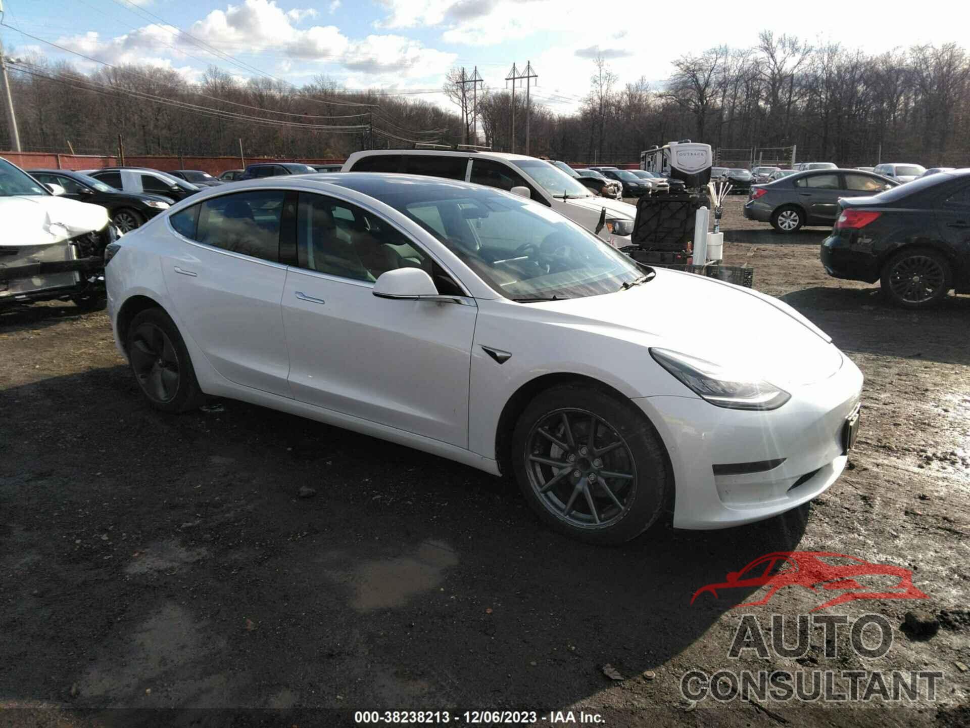 TESLA MODEL 3 2019 - 5YJ3E1EA1KF426371